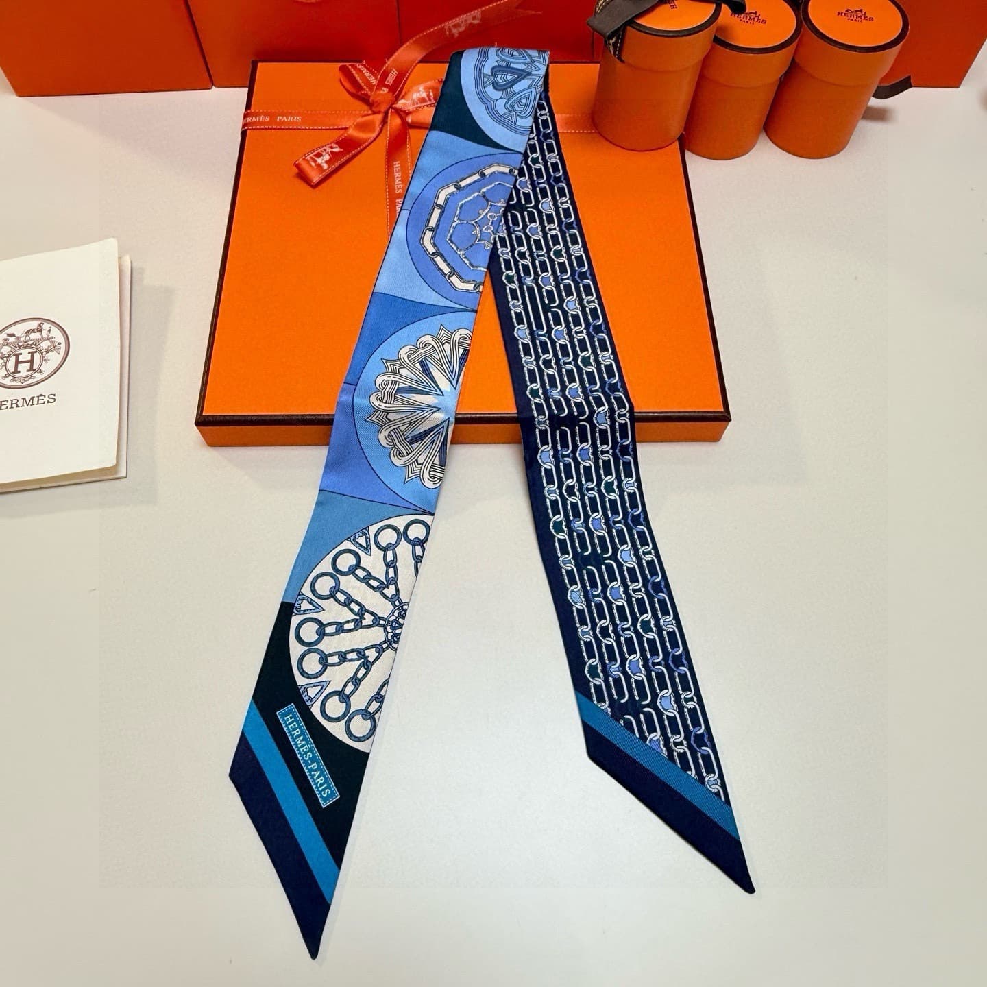 Hermes Silk L'Effet Kaleidoscope Twilly scarf