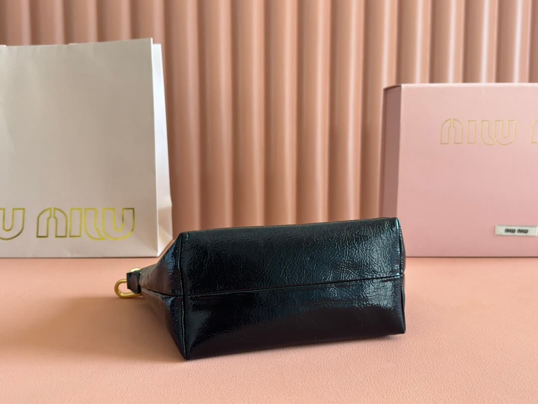 Miu Miu Black Naplak patent leather pouch 5NE841 High