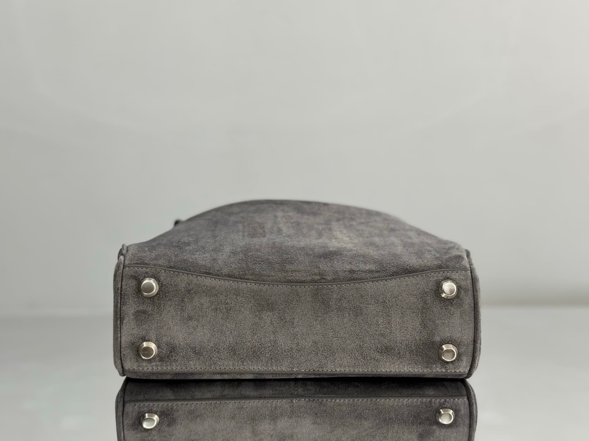 Balenciaga Rodeo Small Bag in Grey Waxed Suede Calfskin With Silver-Tone Metal TOP