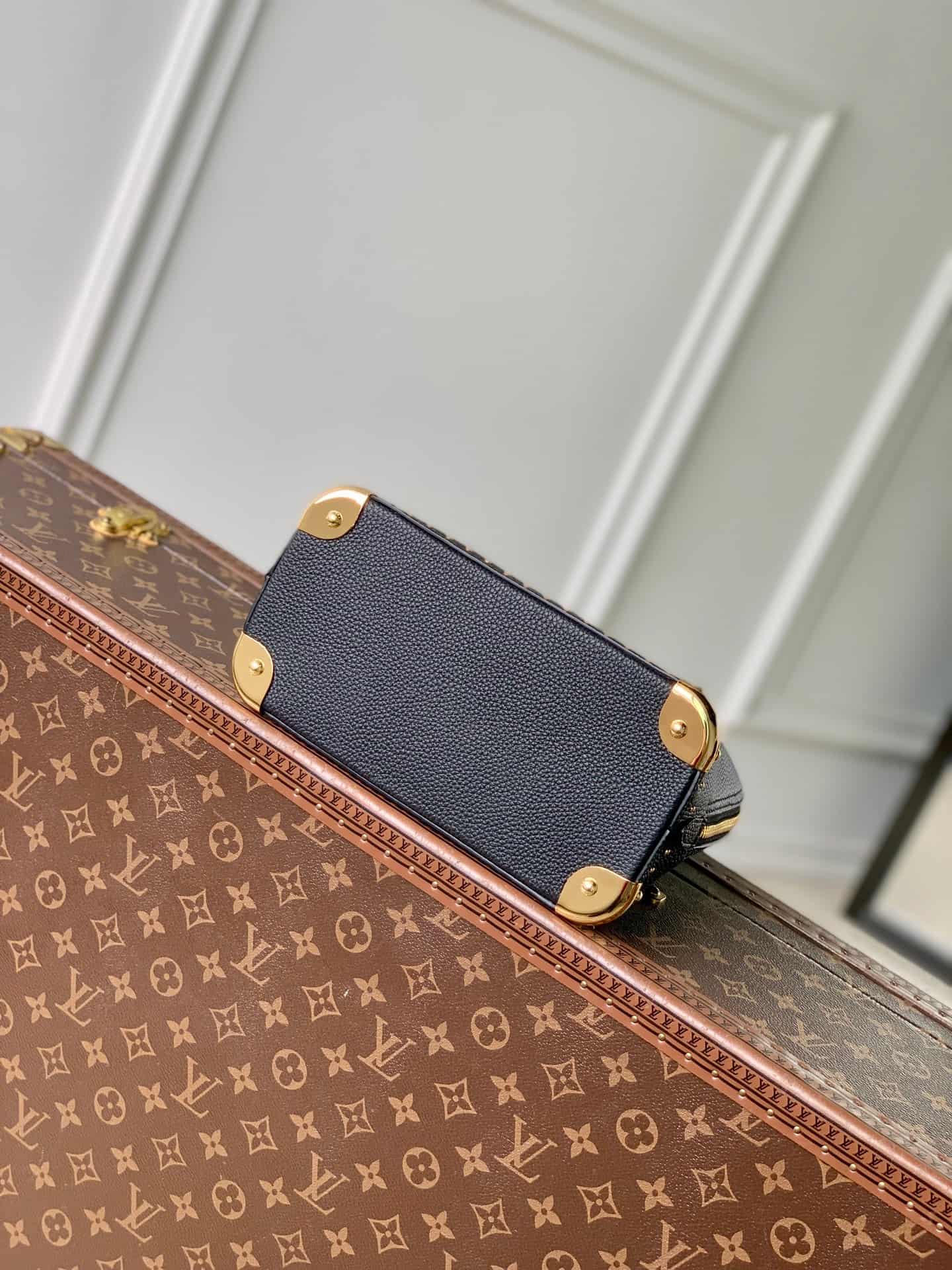 Louis Vuitton Alma Trunk BB Black Calfskin leather M29445 High