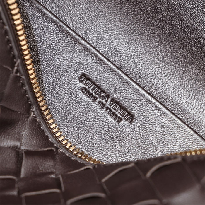 BV Bang Bang Vanity mini intrecciato leather High