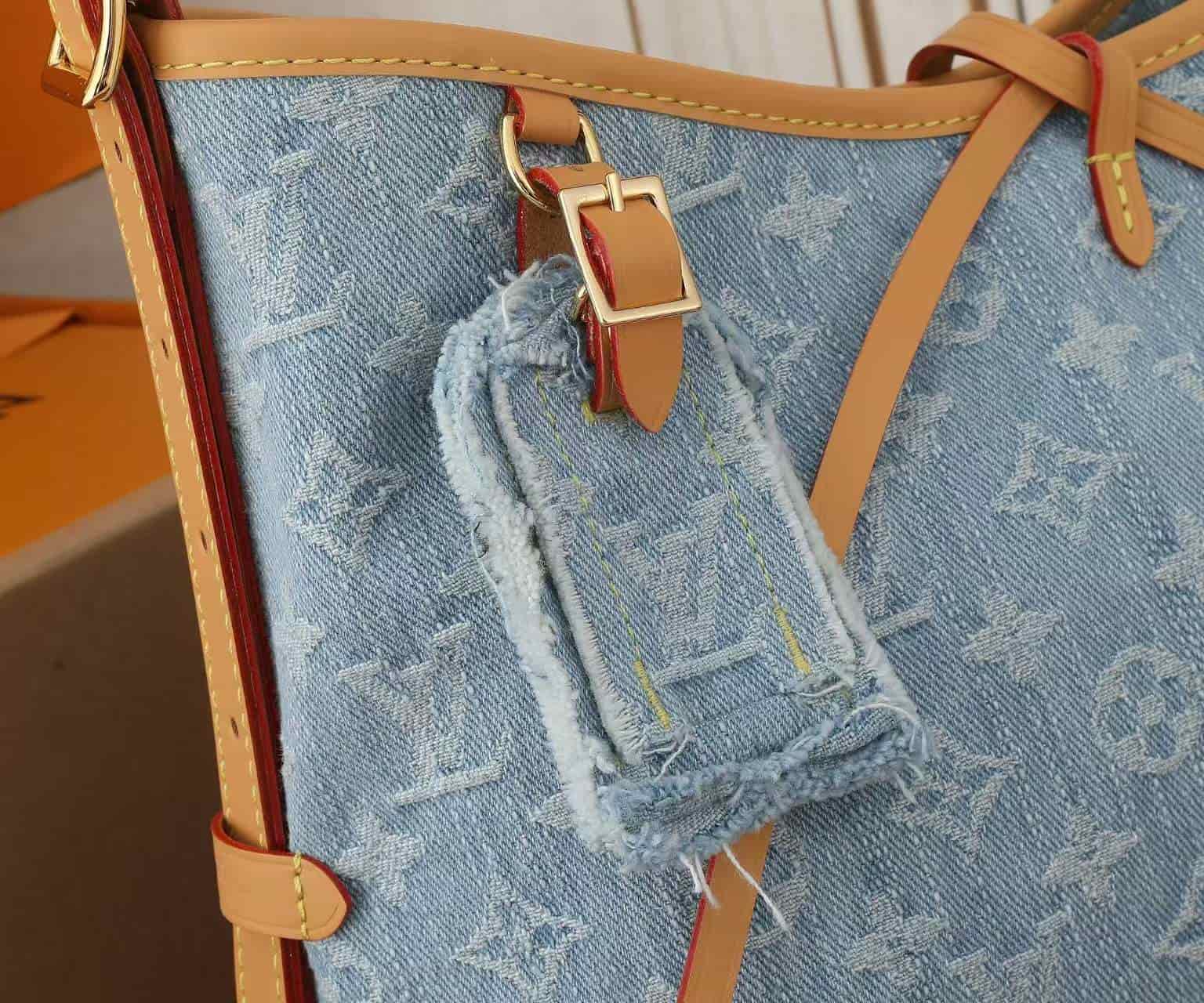 Louis Vuitton CarryAll PM M11462 High