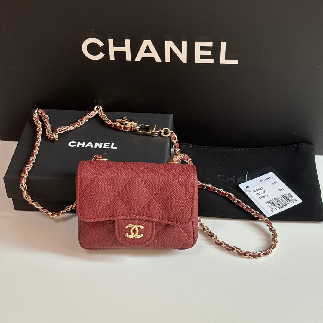 Chanel  Mini Flap Card Holder on Chain AP2401 A