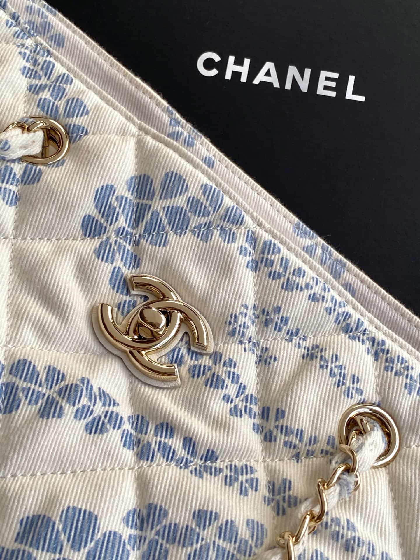 Chanel Beach Hobo Handbag Printed Cotton & Gold-Tone Metal AS5429 White and Blue A