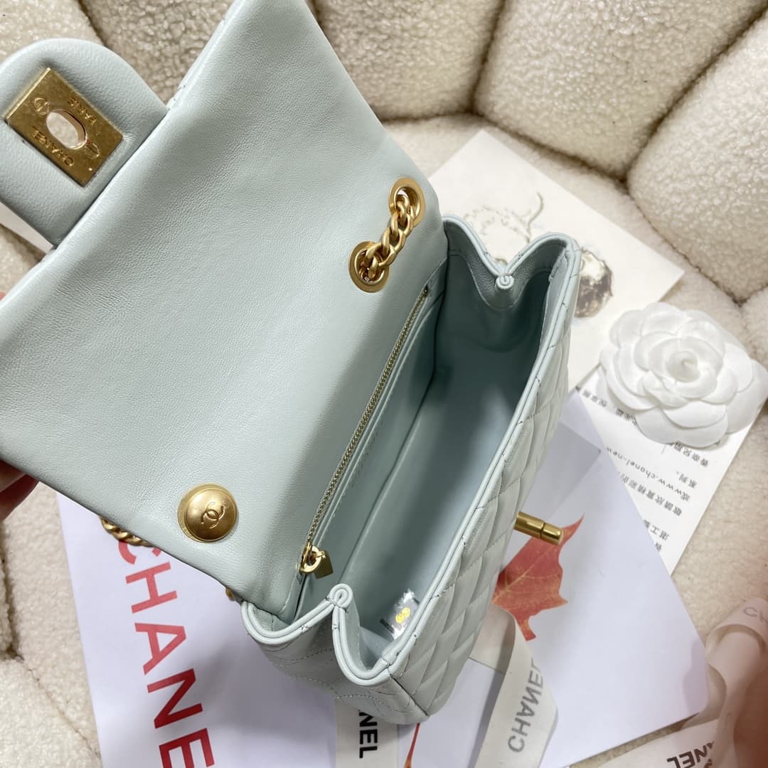 Chanel SUPERMINI FLAP BAG AS4040 Lambskin & Gold-Tone Metal Blue-I A
