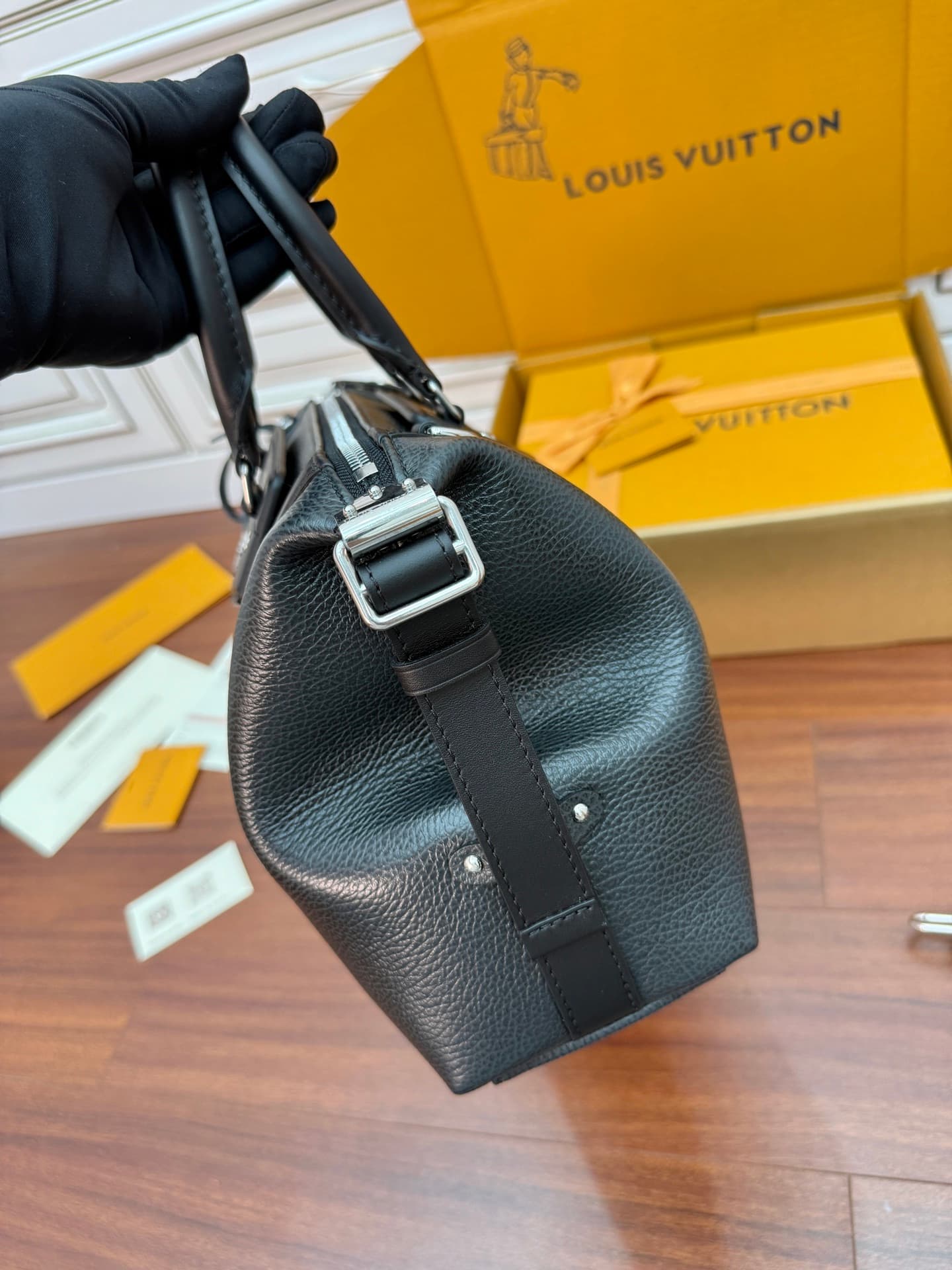 Louis Vuitton LV Biker MM Black Lambskin leather M14700 TOP