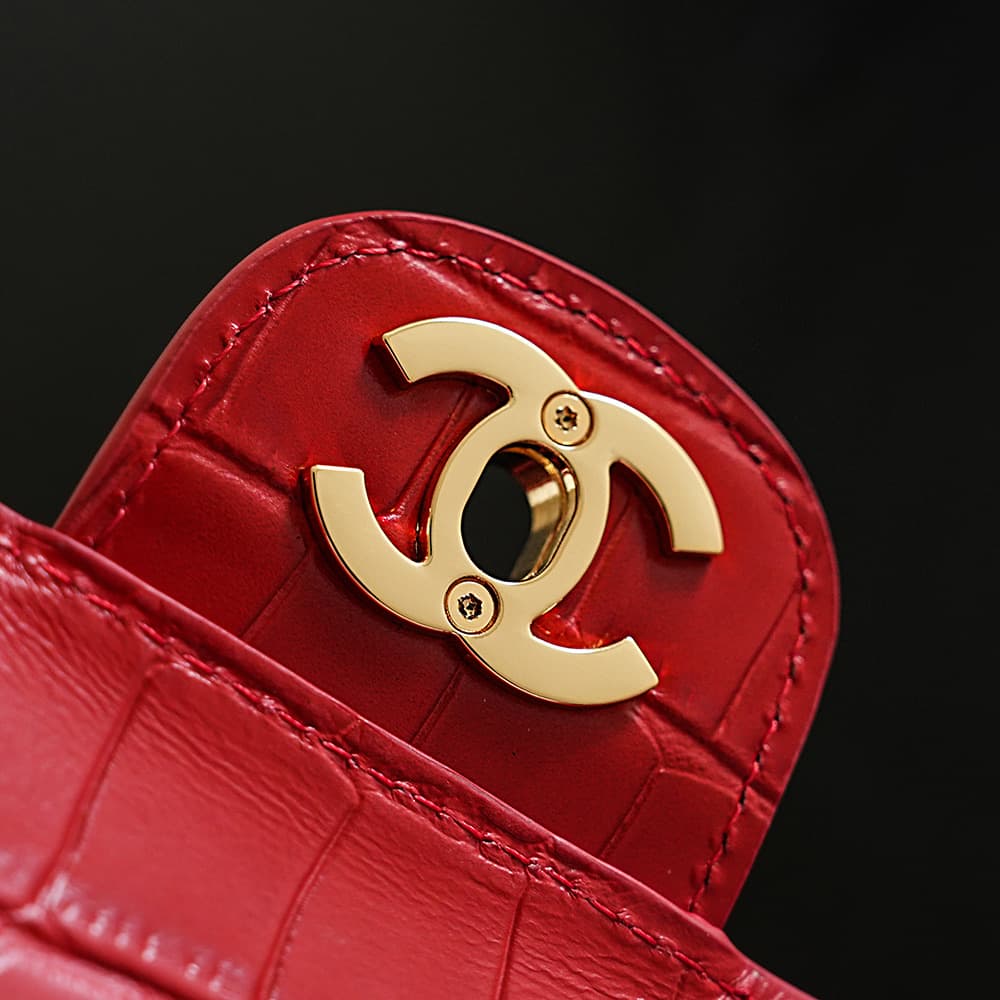 Chanel Maxi Flapbag Crocodile Embossed Calfskin& Gold-Tone Metal Red AS6231 A