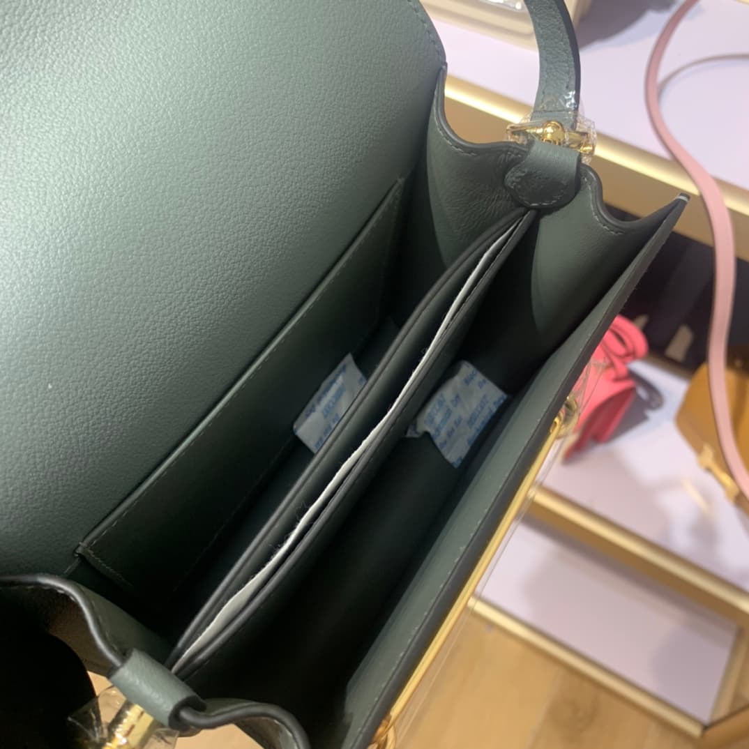 Hermes Roulis wallet in Vert Amande Calfskin Etoupe WAX Gold/Silver-Metal High