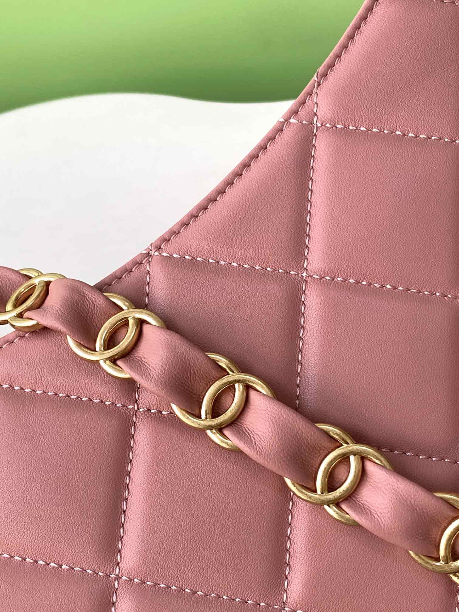 Chanel HOBO HANDBAG AS5177 Lambskin & Gold-Tone Metal Pink A