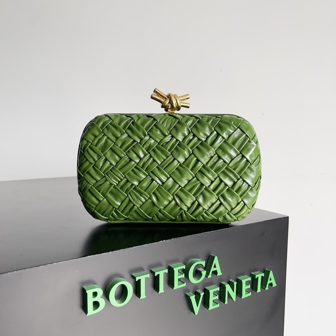BV Knot Minaudière Clutch Lambskin Top