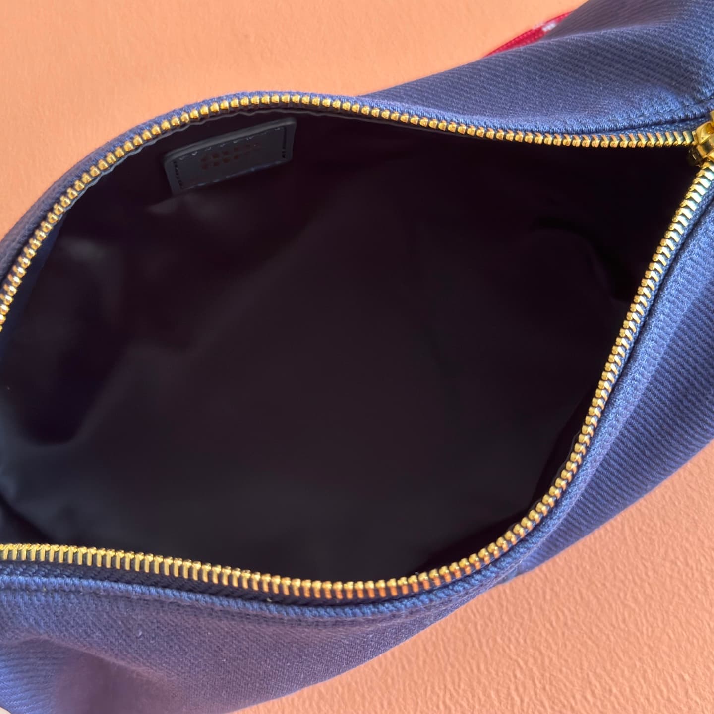 Miu Miu Gabardine pouch Indigo/Amaranth 5NE853 TOP