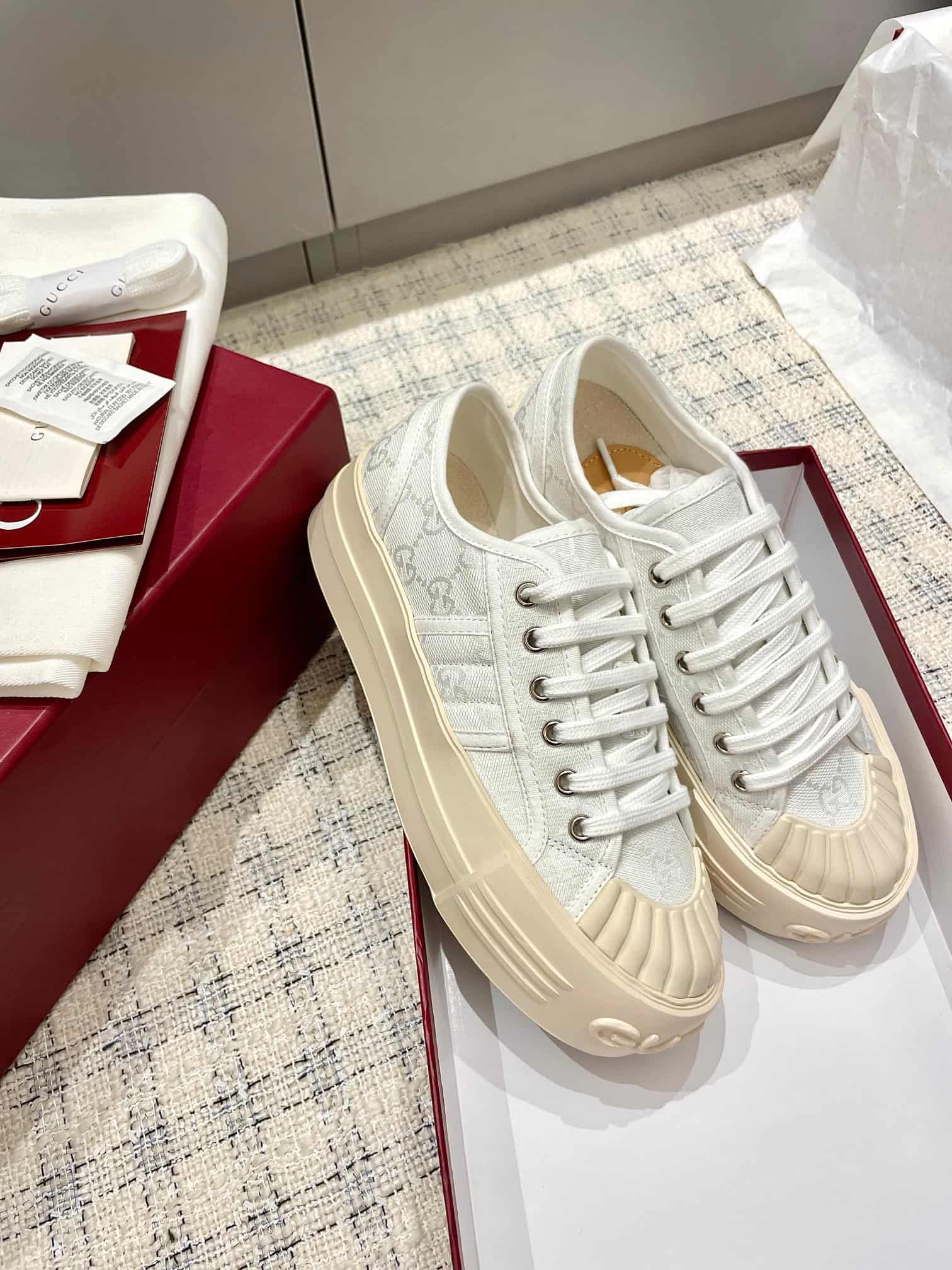 Gucci Women's chunky sneaker