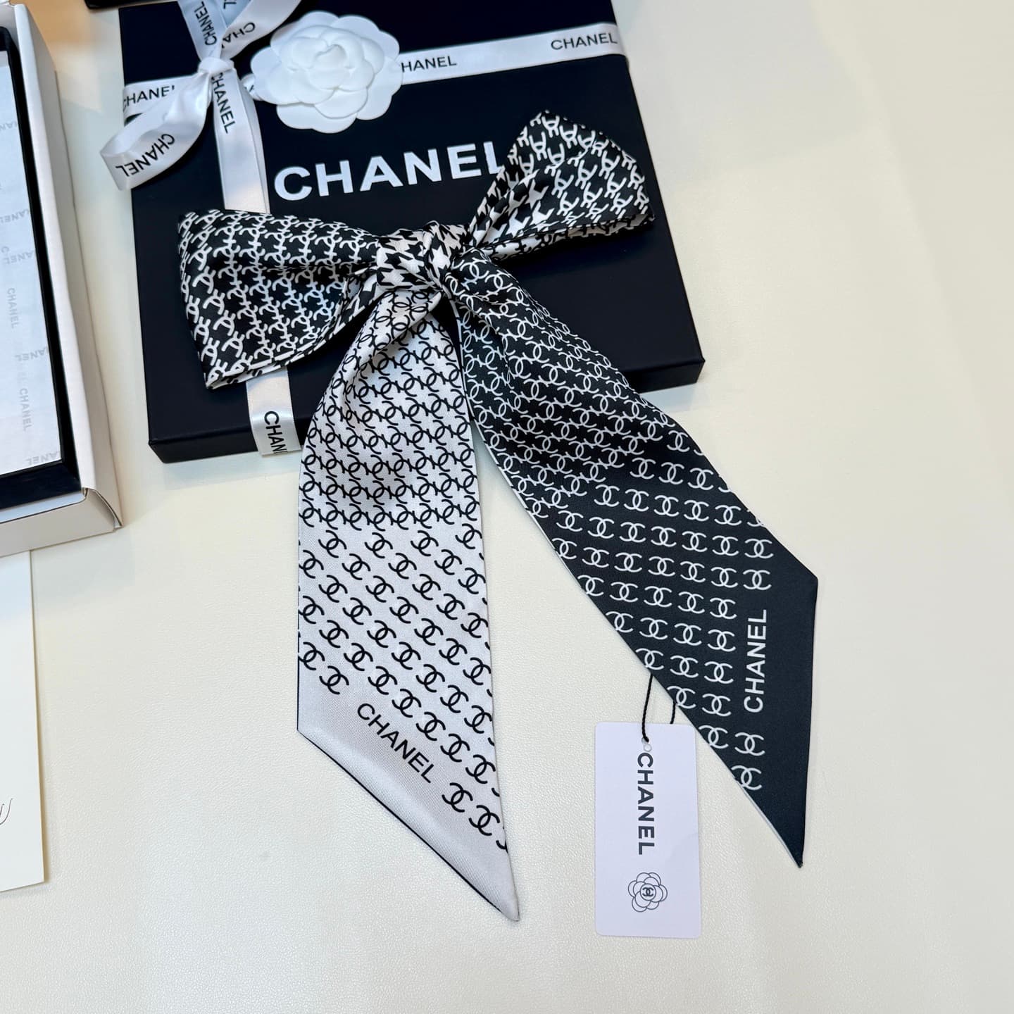 Chanel Silk Twill Houndstooth Slim Bandeau Scarf