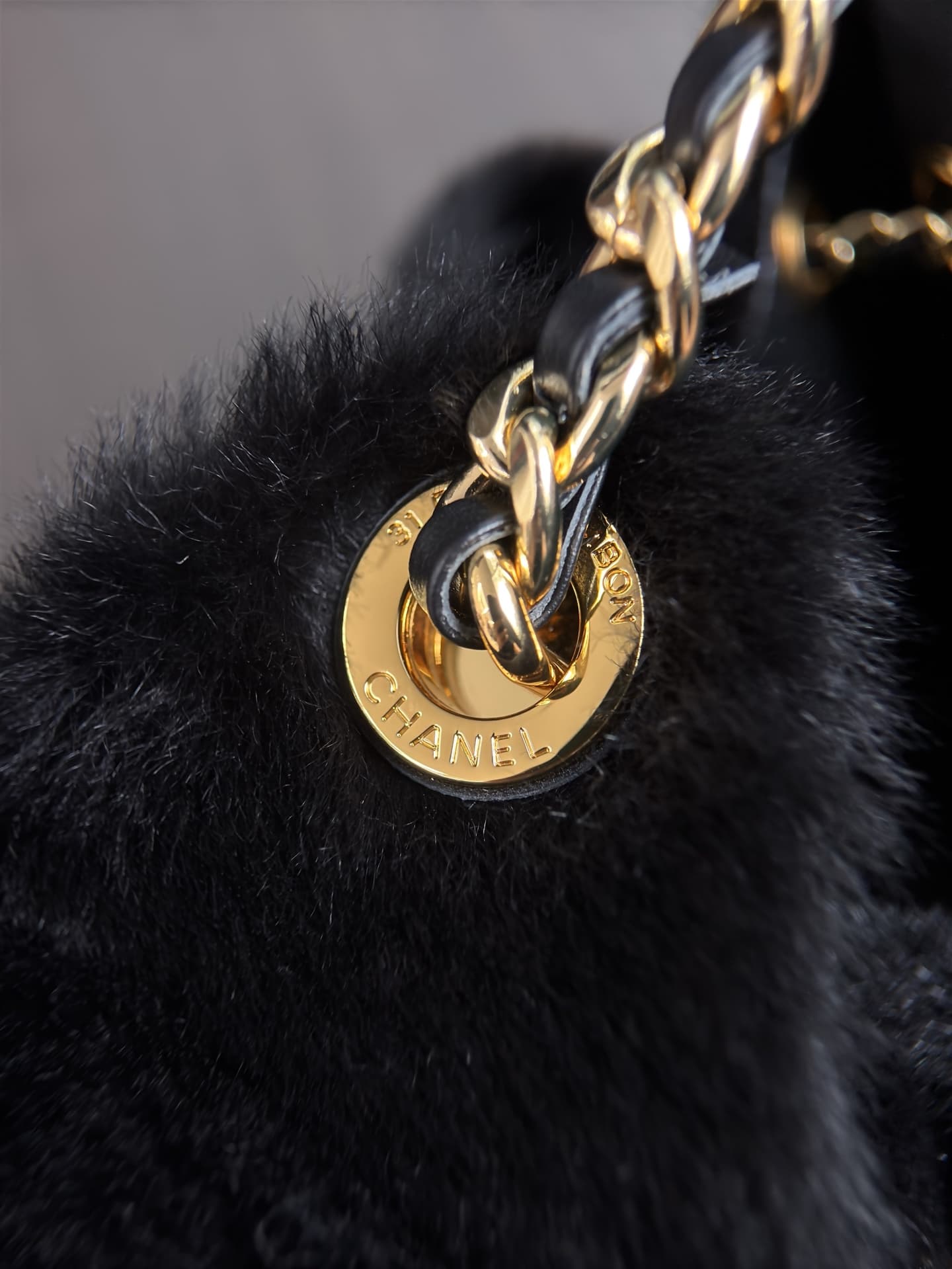 Chanel 25 Mini Hobo handbag AS5631 Lambskin & Gold-Tone Metal Black