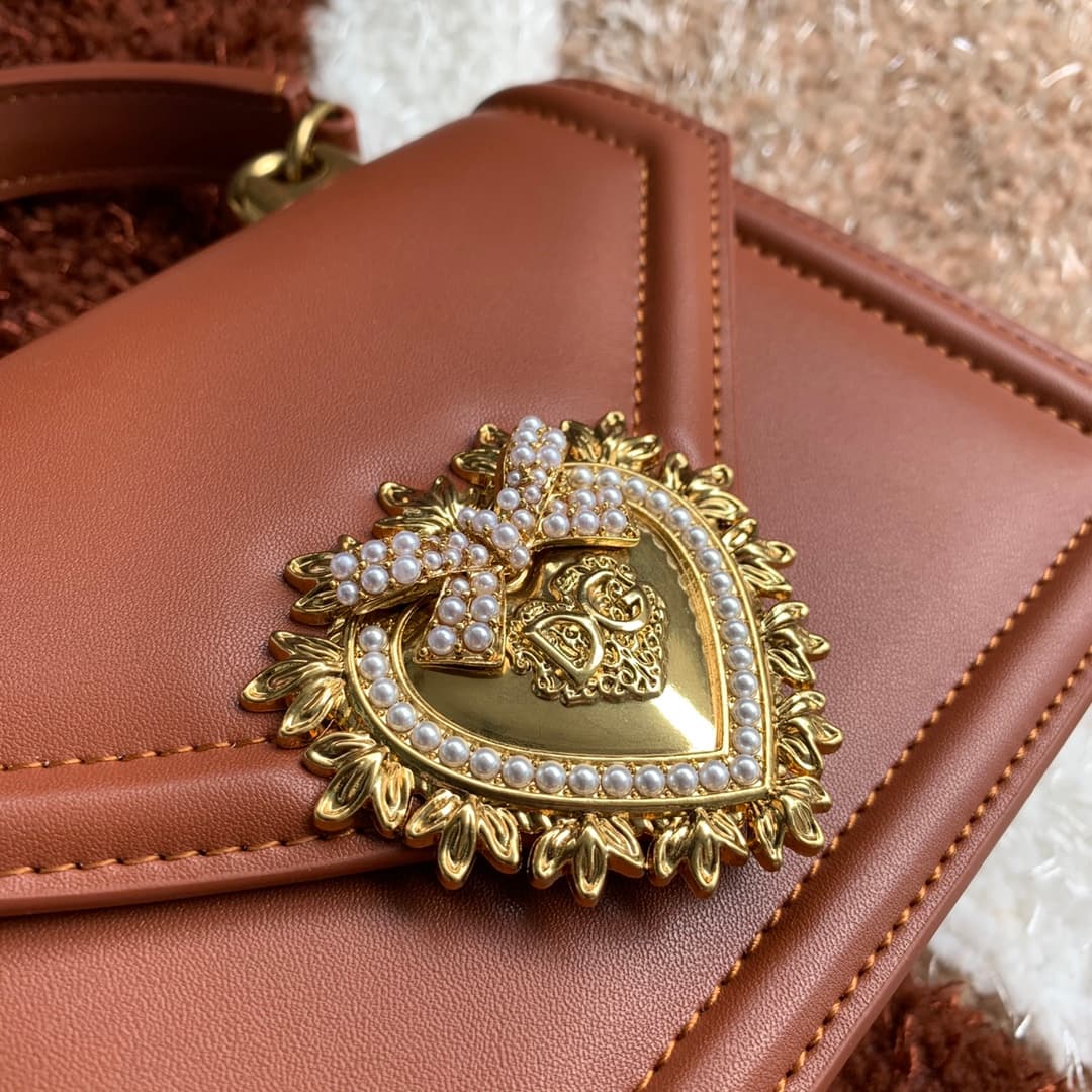 Dolce & Gabbana Small Devotion bag in smooth calfskin in Caramel High