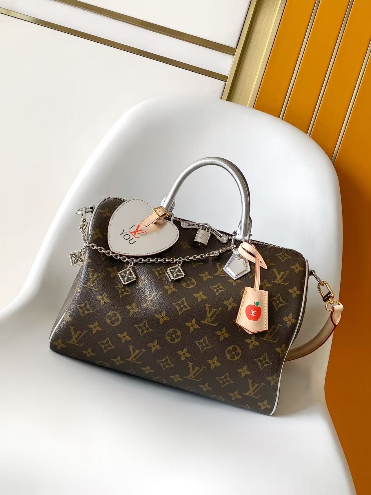 Louis Vuitton 57th Street NYC Speedy Bandoulière 30 Monogram Silver Coated canvas M27324 High