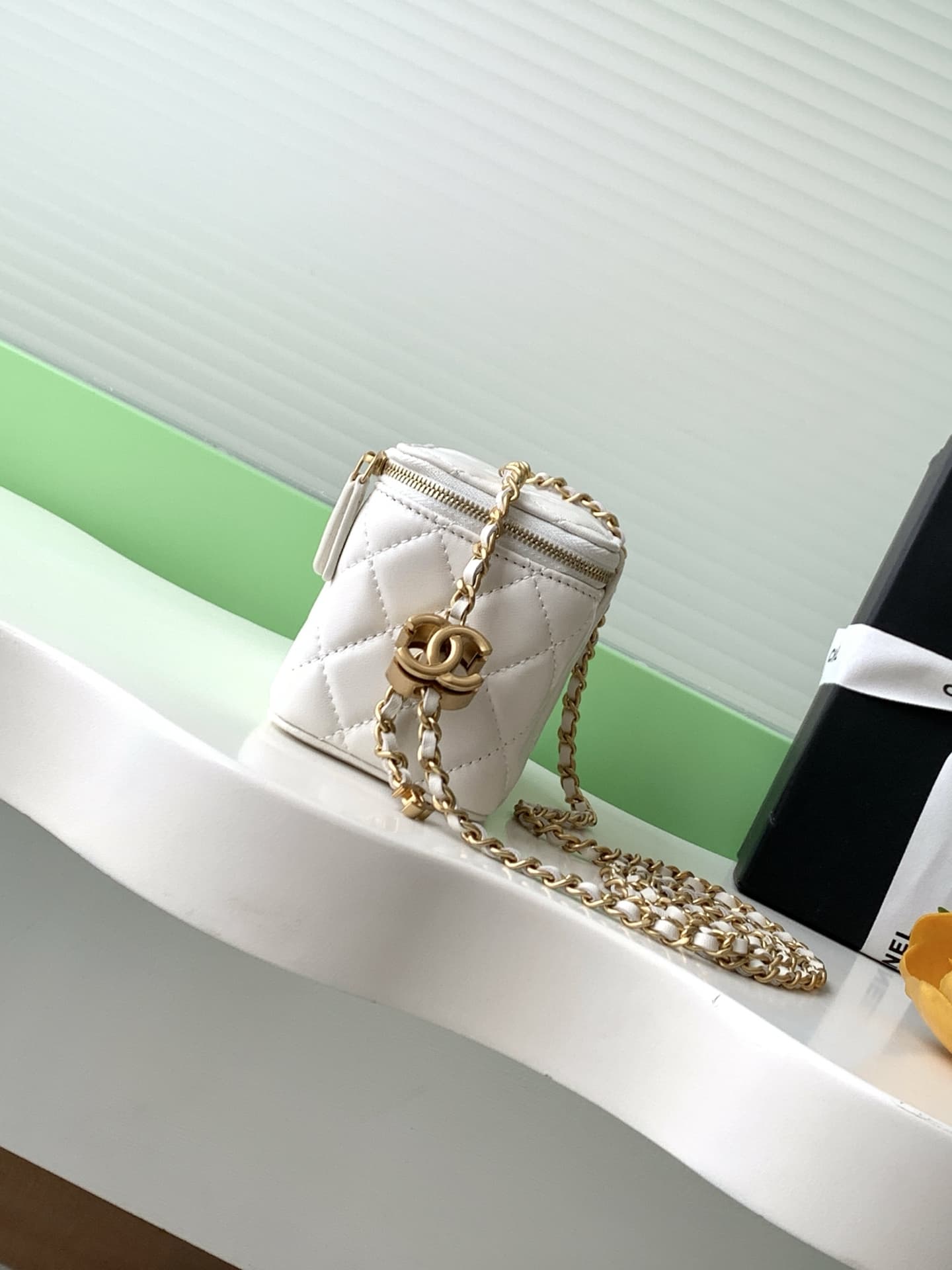 Chanel Vanity with Chain AP3940 Lambskin & Gold Metal White A