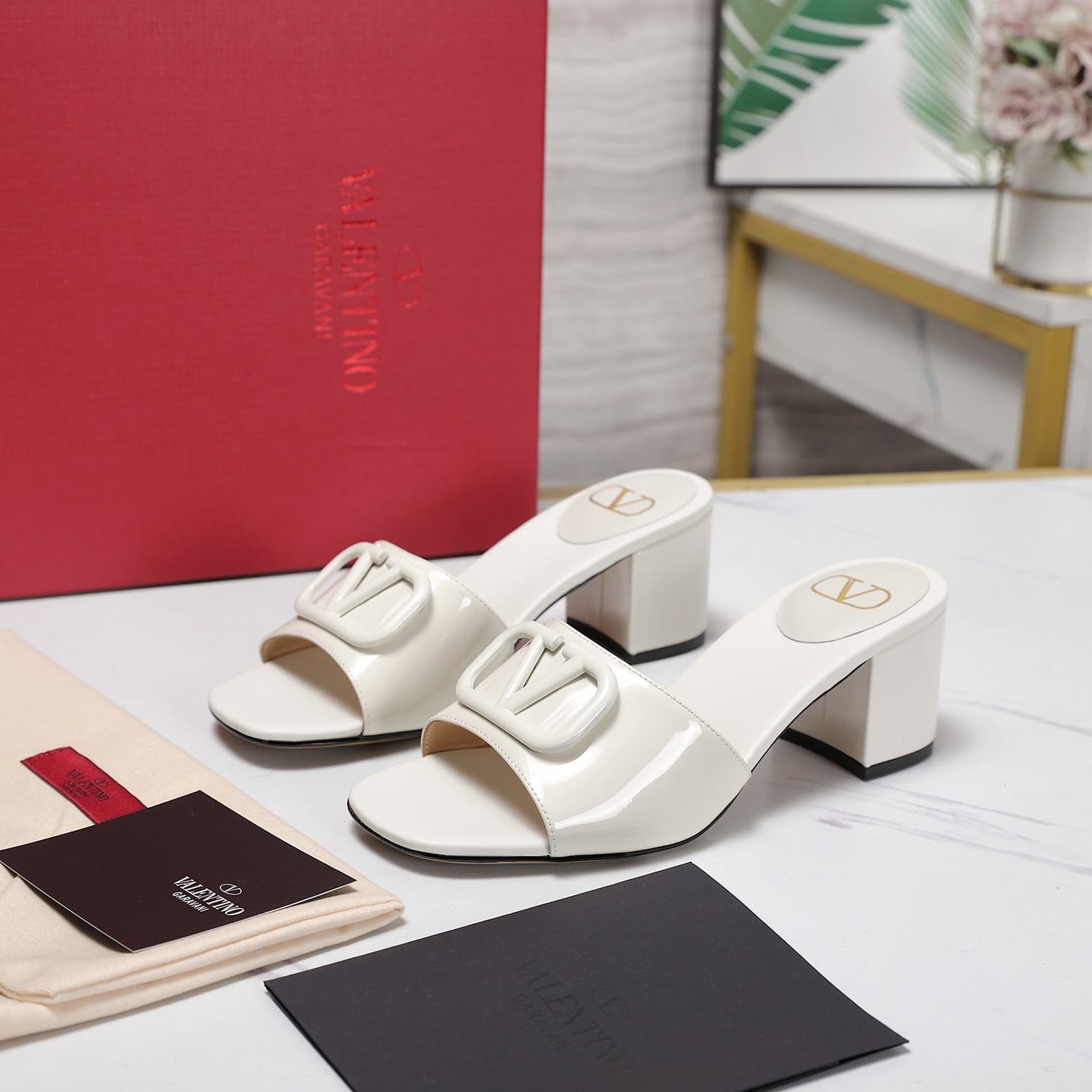 Valentino Garavani VLogo Signature Patent Leather Slide Sandal Women
