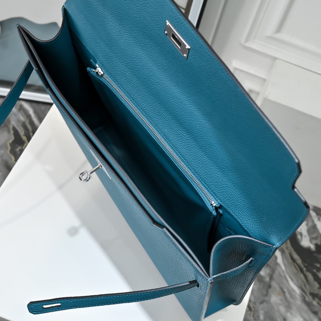 Hermes Kelly depeches Togo 36 briefcase In Blue CalfskIn WAX High