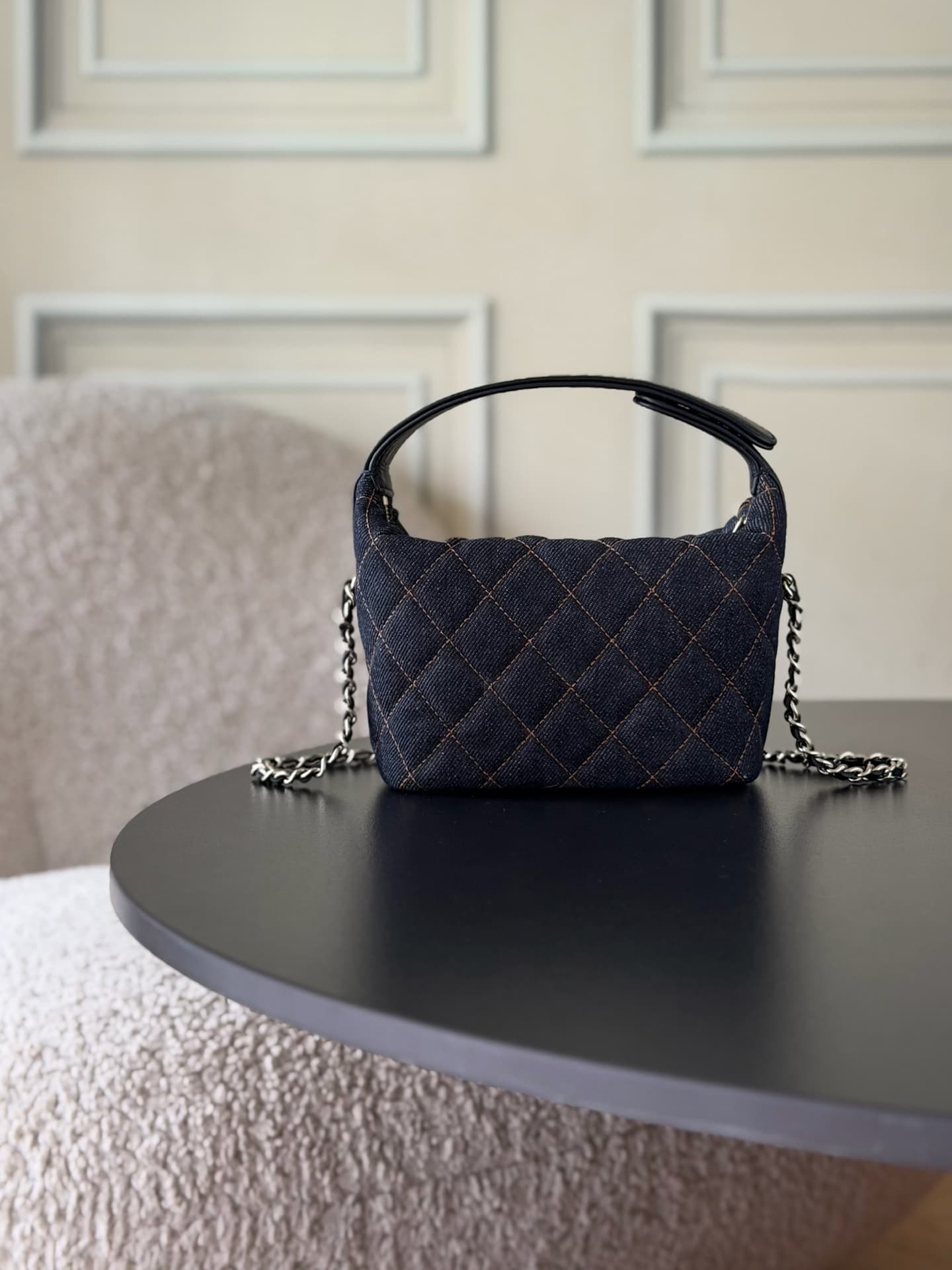 Chanel 25B hobo bag Denim& Gold-Tone Metal AP3387 Dark Blue A