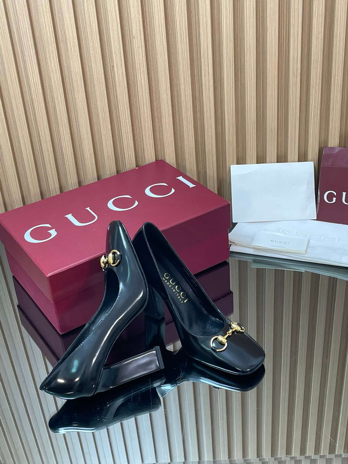 Gucci Signora Horsebit Pumps