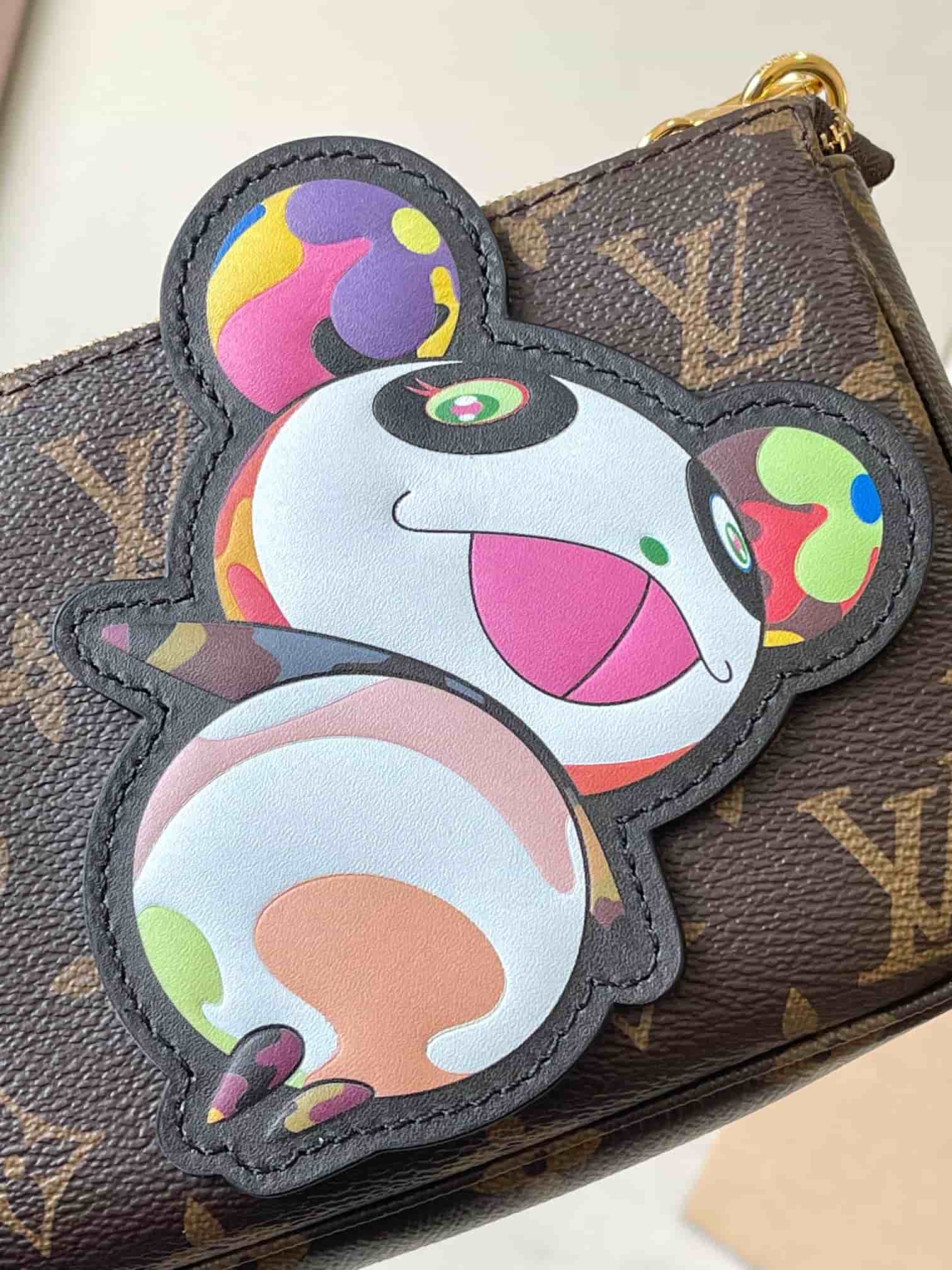 Louis Vuitton x Murakami Pochette Accessoires Monogram coated canvas M13440 Top