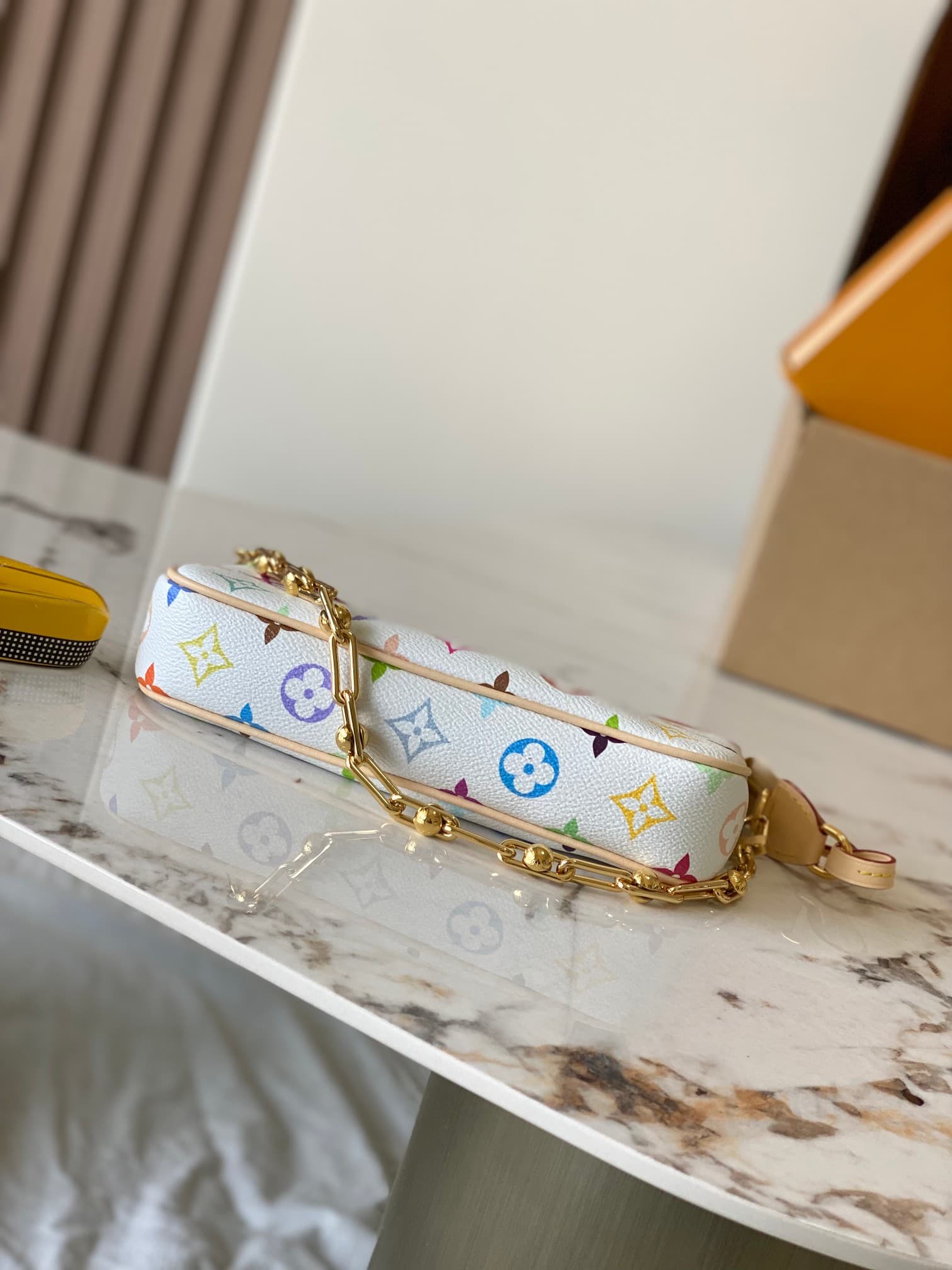 Louis Vuitton x Murakami Bolsa Pochette Accessoires Monogram coated canvas M13404 Top