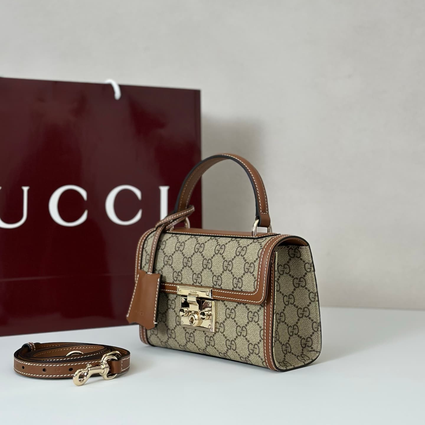 Gucci Padlock small top handle bag Beige and dark brown GG Monogram ‎838999 High
