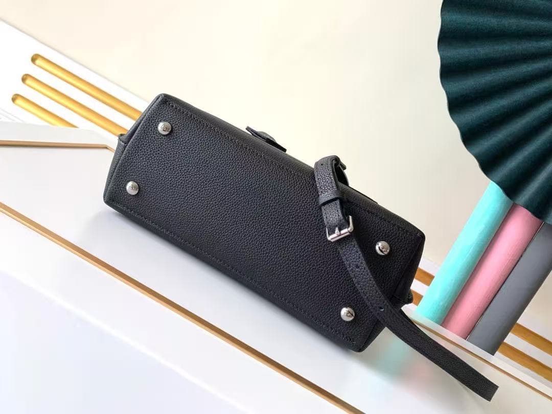 Louis Vuitton LOCKME EVER BB Black High