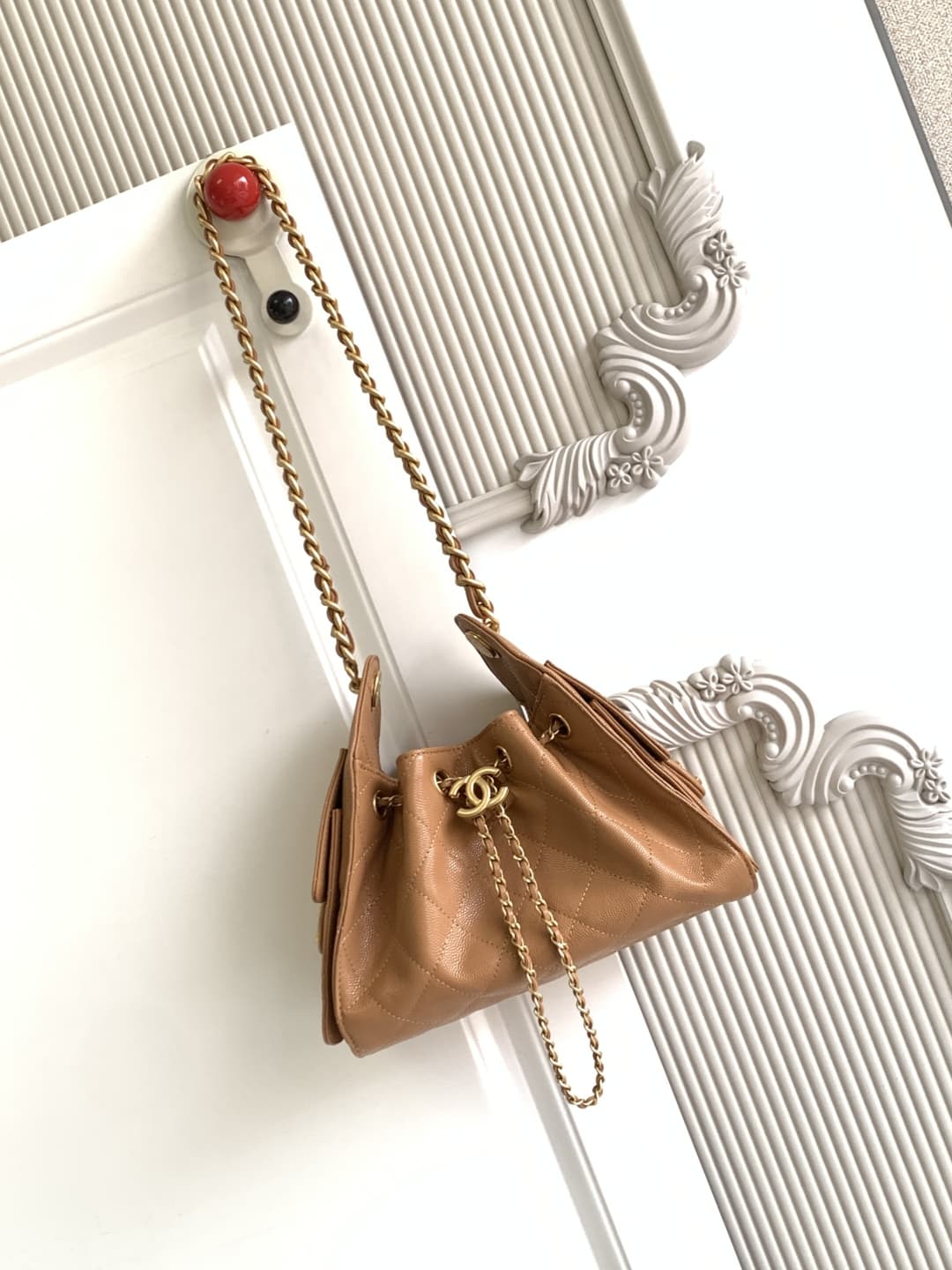 Chanel 25 Mini Hobo handbag AS5631 Grained calfskin & gold-tone metal Brown A
