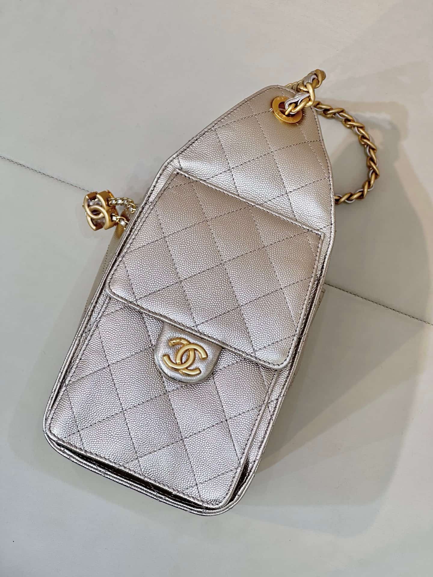 Chanel 25 Small Hobo handbag AS5293 Grained Calfskin & Gold-tone Metal Silver TOP