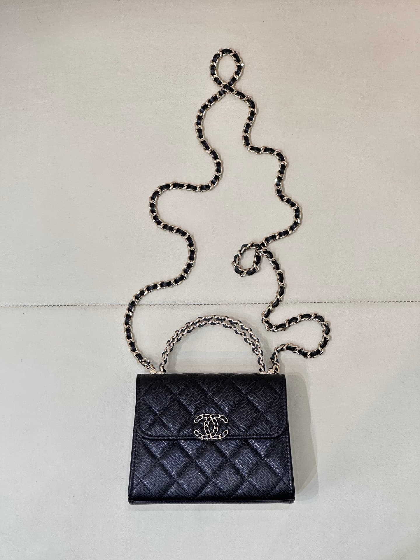 Chanel Clutch with chain Grained Calfskin&Gold-Tone Metal Black AP3236 TOP