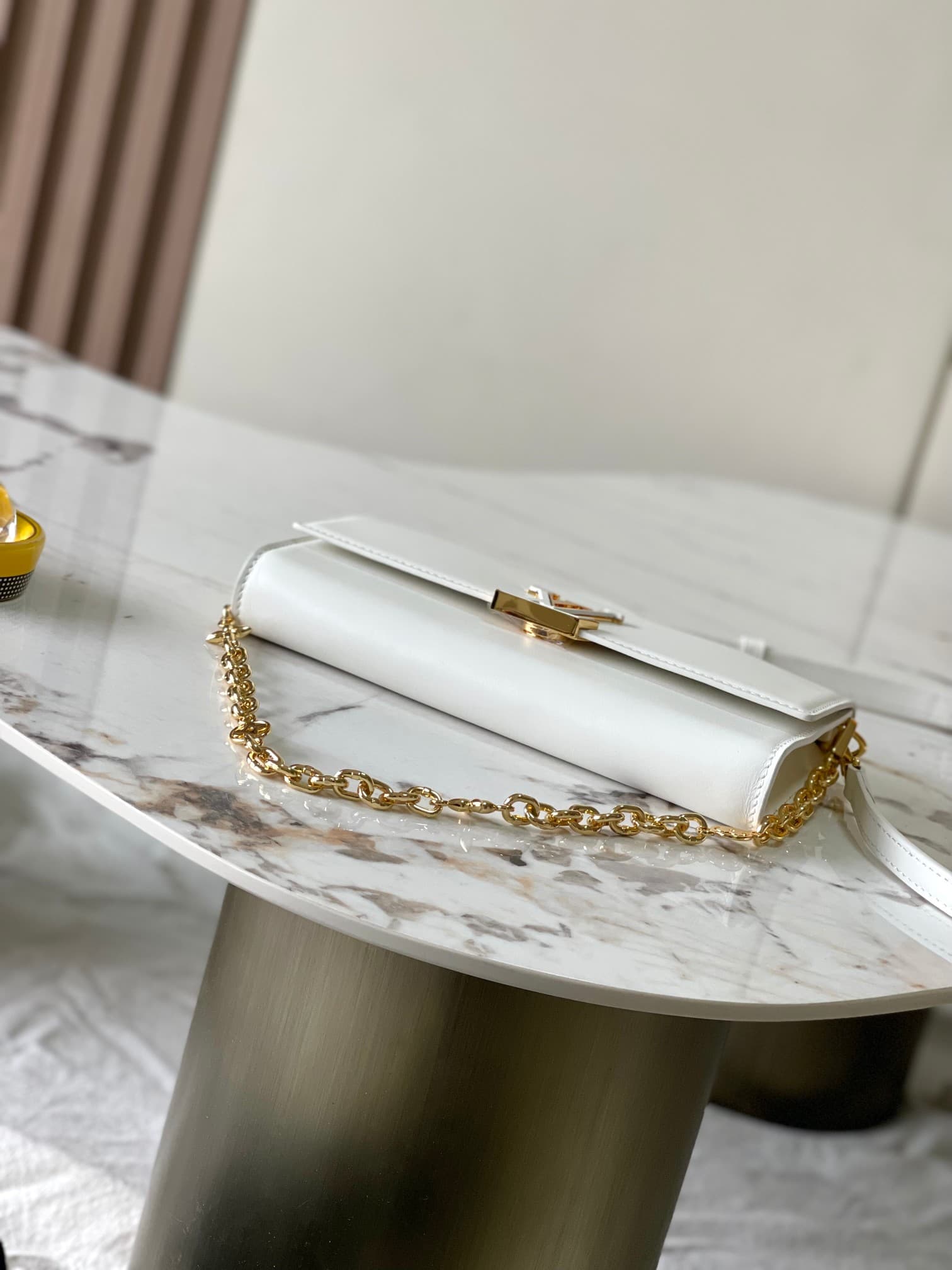 Louis Vuitton Wallet On Chain Capucines Calf Leather M12265 White Top