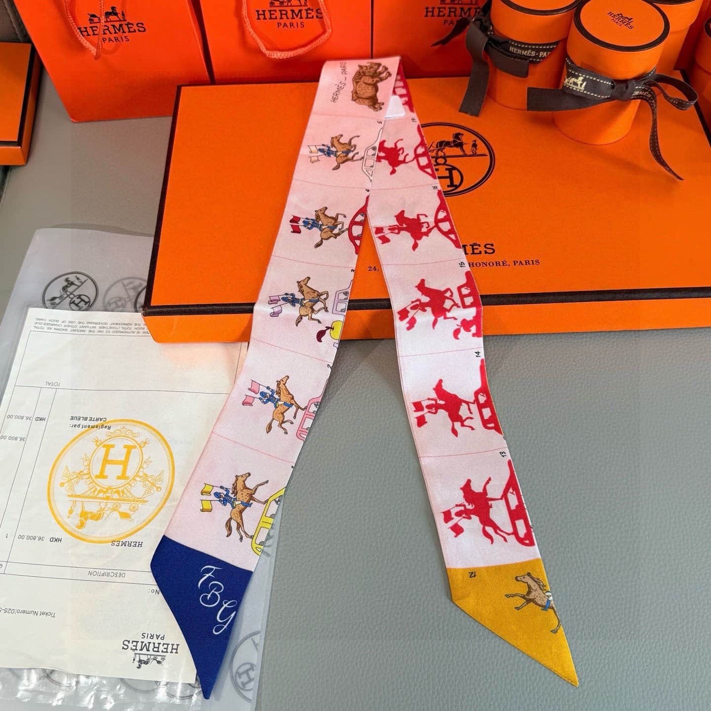 Hermes  Parade Twilly scarf