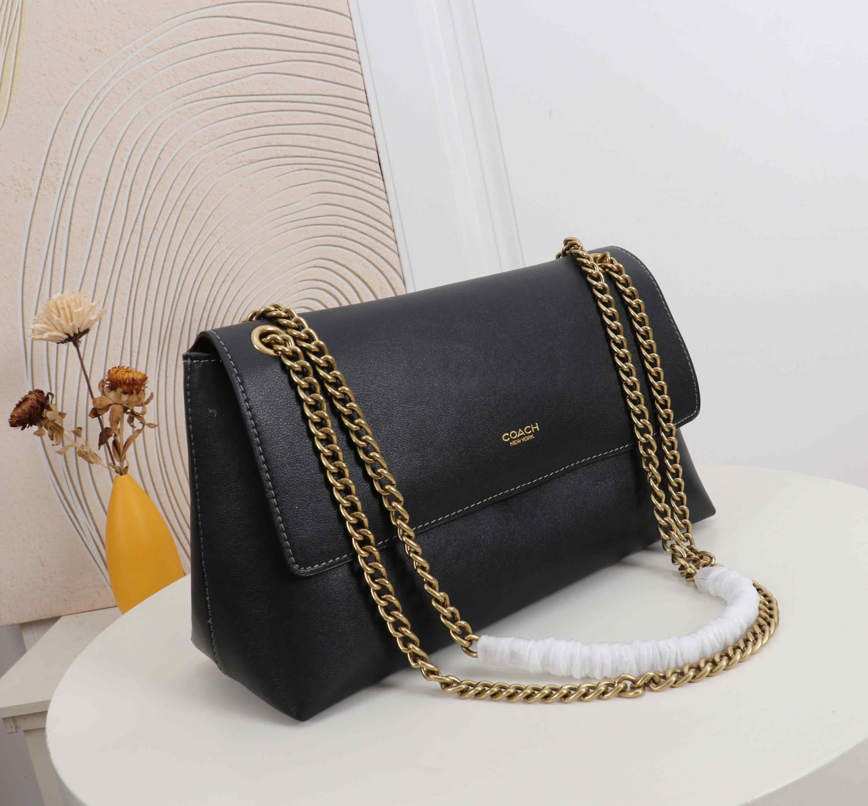 Coach Chelsea Shoulder Bag 30 With Chain in Black Leather High