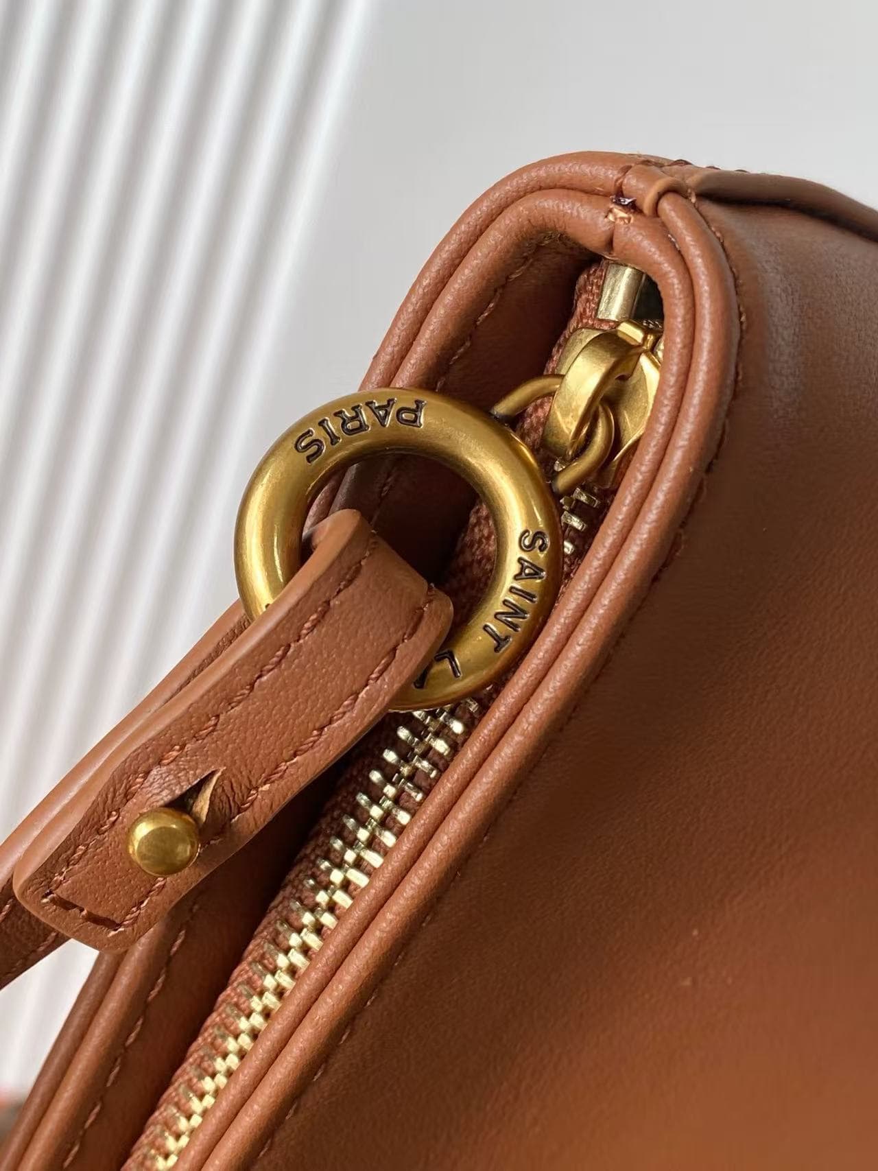 SAINT LAURENT ICARE MEDIUM IN WOOD BEADS LIGHT WOOD AND BRICK High