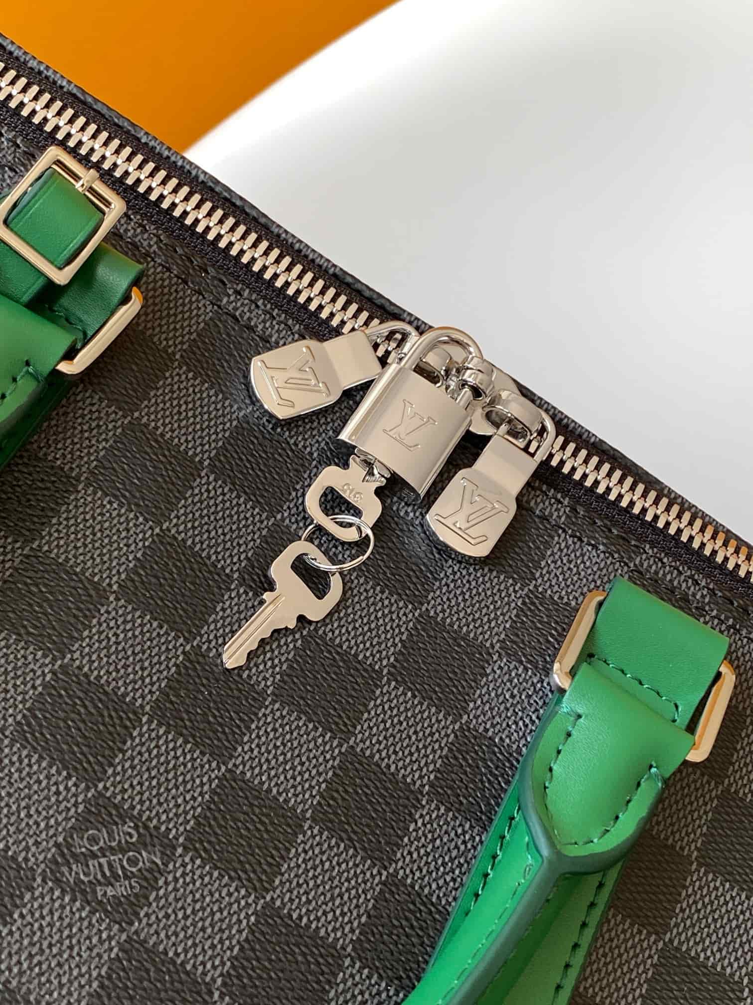 Louis Vuitton Keepall Bandoulière Damier Graphite coated canvas N40844 High