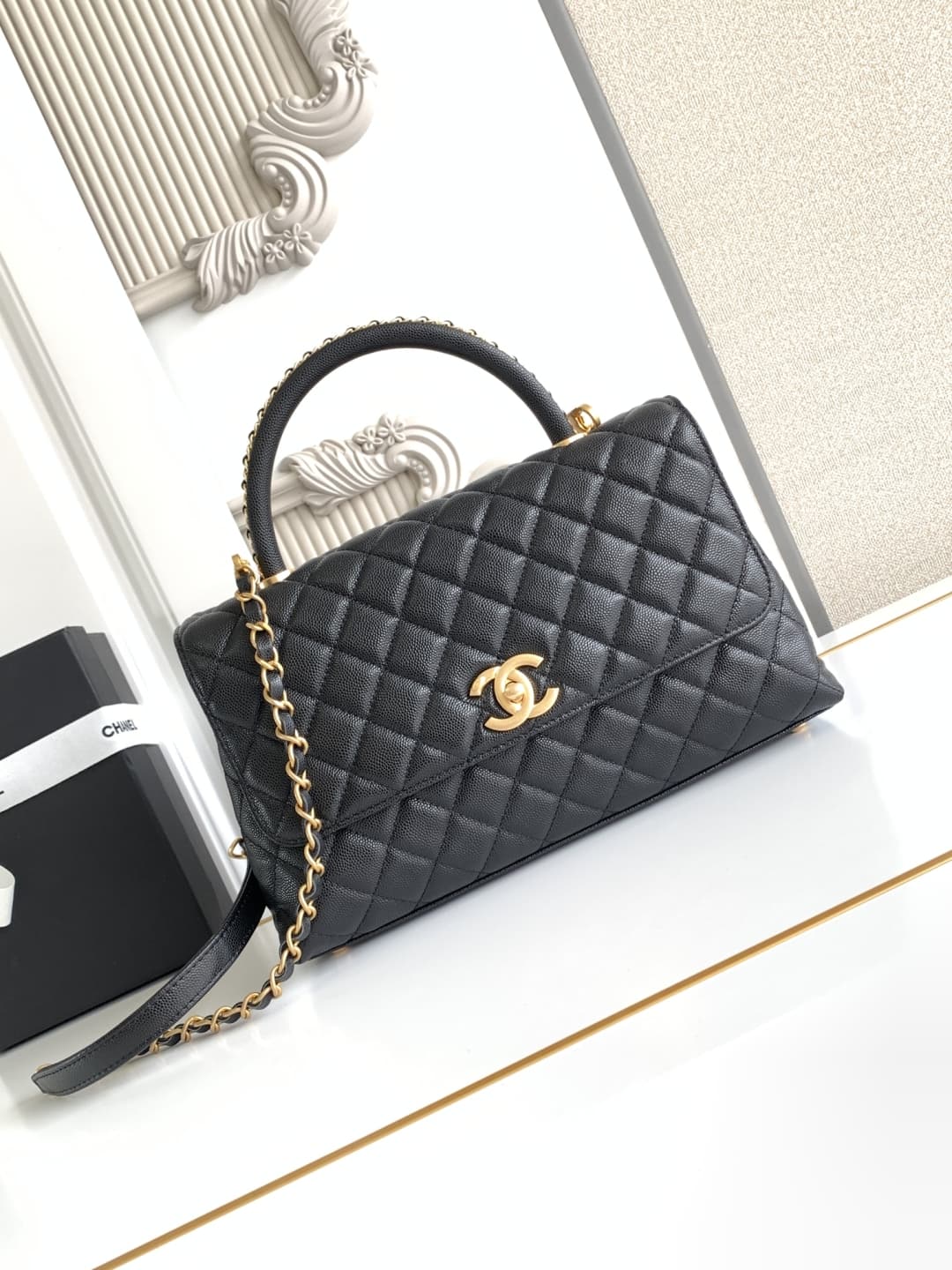 Medium FLAP BAG WITH TOP HANDLE Grained Calfskin A92991 Black-binding Gold Metal A