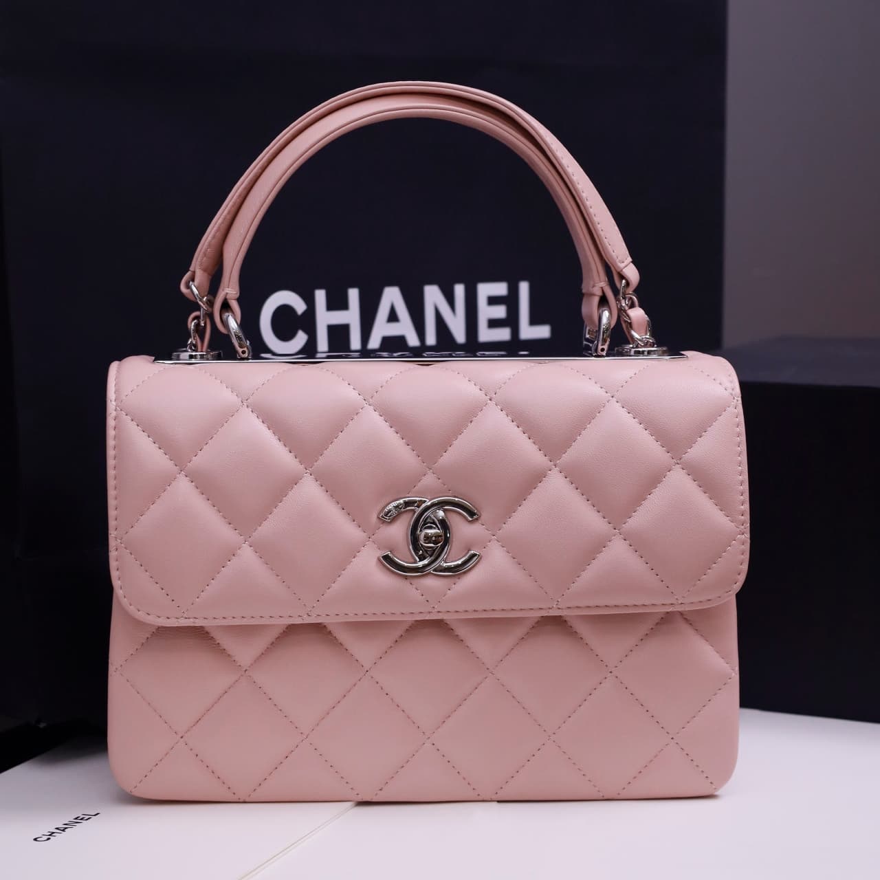 SMALL FLAP BAG WITH TOP HANDLE Lambskin Silver Metal Pink A