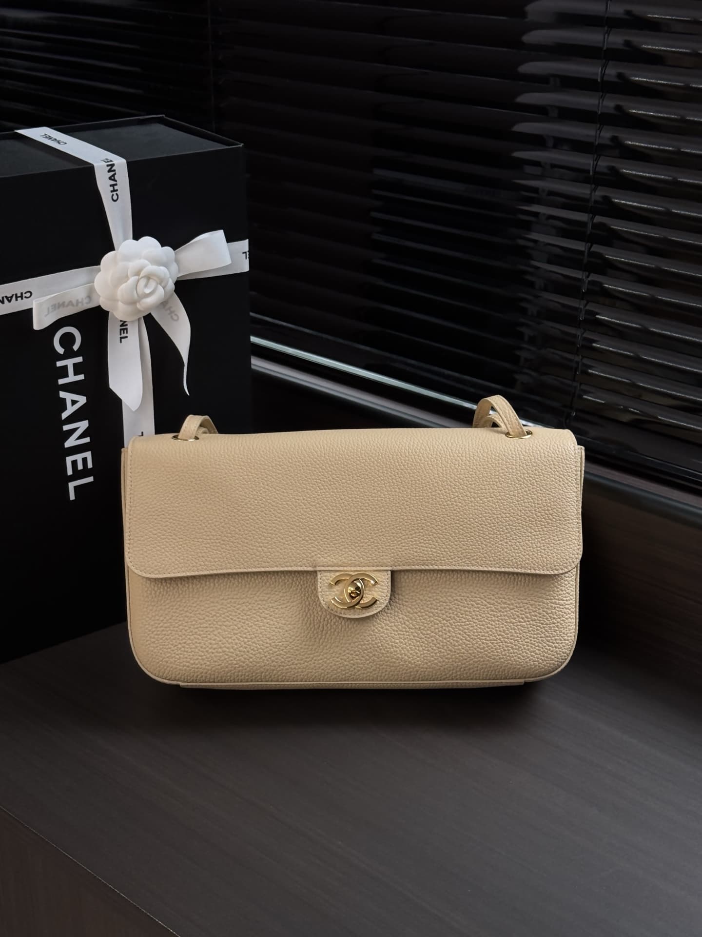 Chanel Maxi Flapbag Grained Calfskin & Gold-Tone Metal Beige AS6231 A
