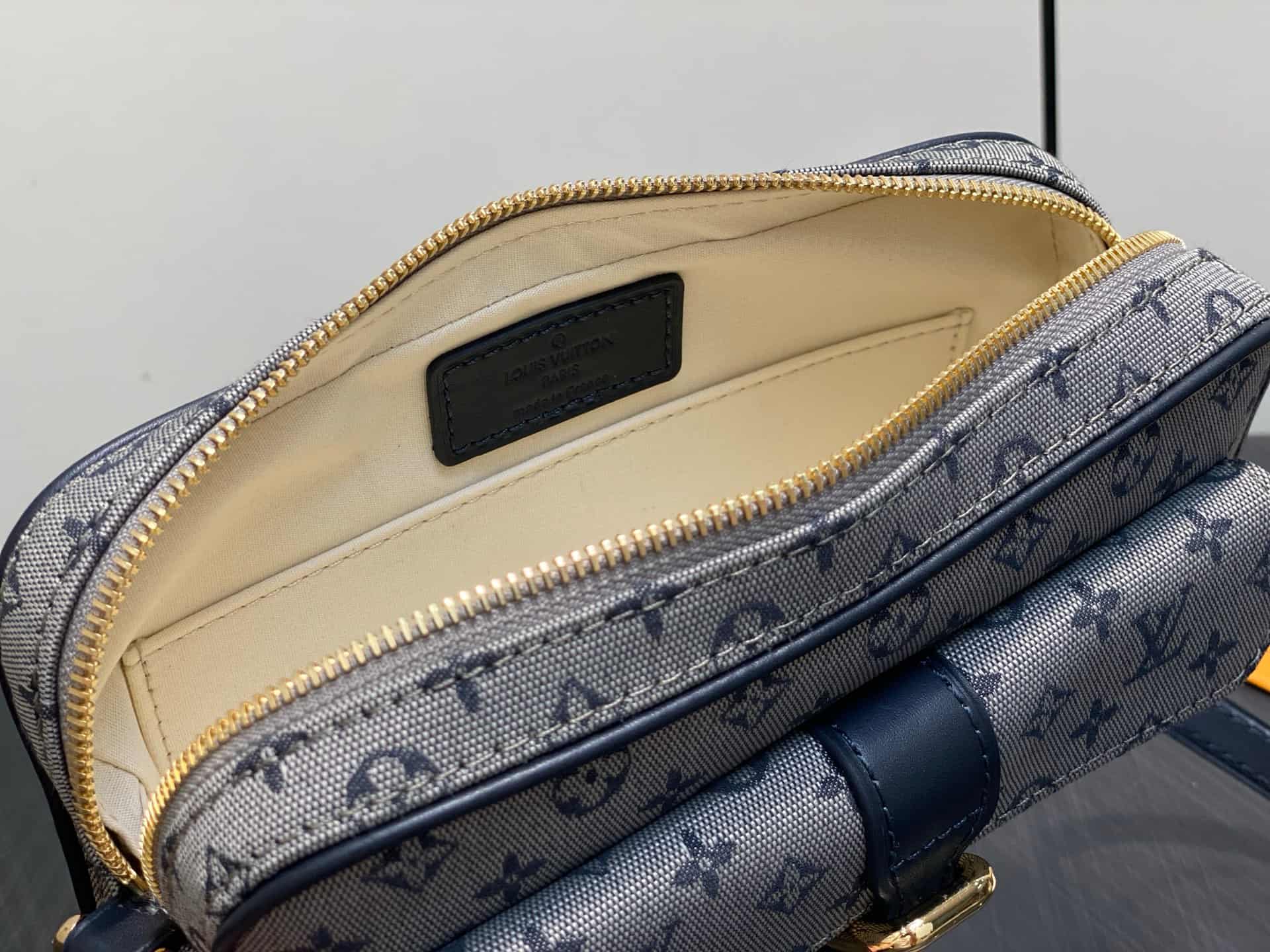 Louis Vuitton Monogram Mini Lin Juliette Crossbody Bag M92217 High