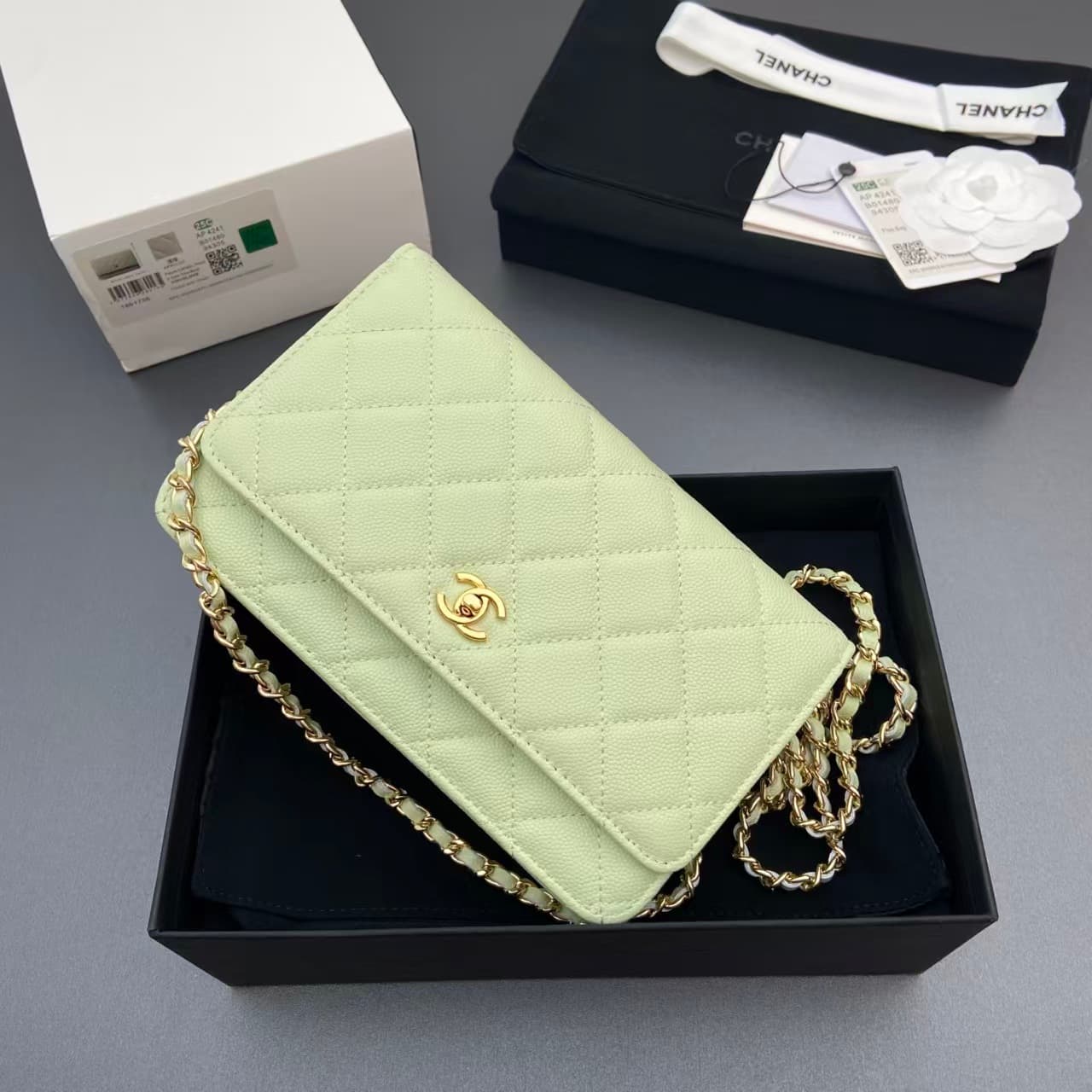 Chanel Classic Wallet on Chain Grained Shiny Calfskin& Gold-Tone Metal AP4241 Light Green High