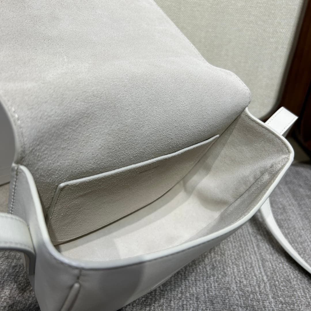 CELINE Folco Cuir Triomphe Shoulder Bag in White Calfskin Leather High