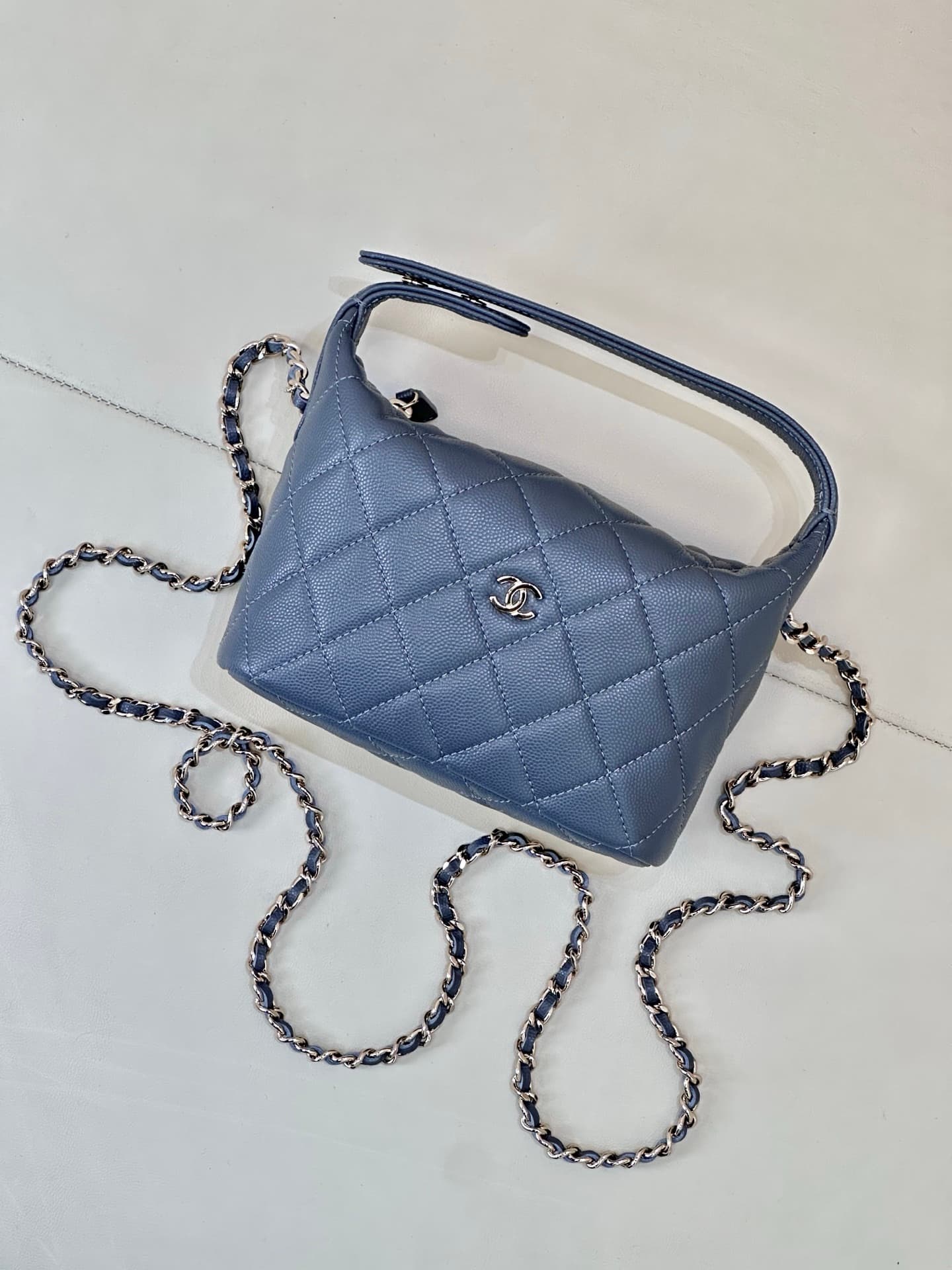 Chanel Hobo Clutch With Chain Grained Calfskin& Gold-tone Metal Blue AP4386 TOP