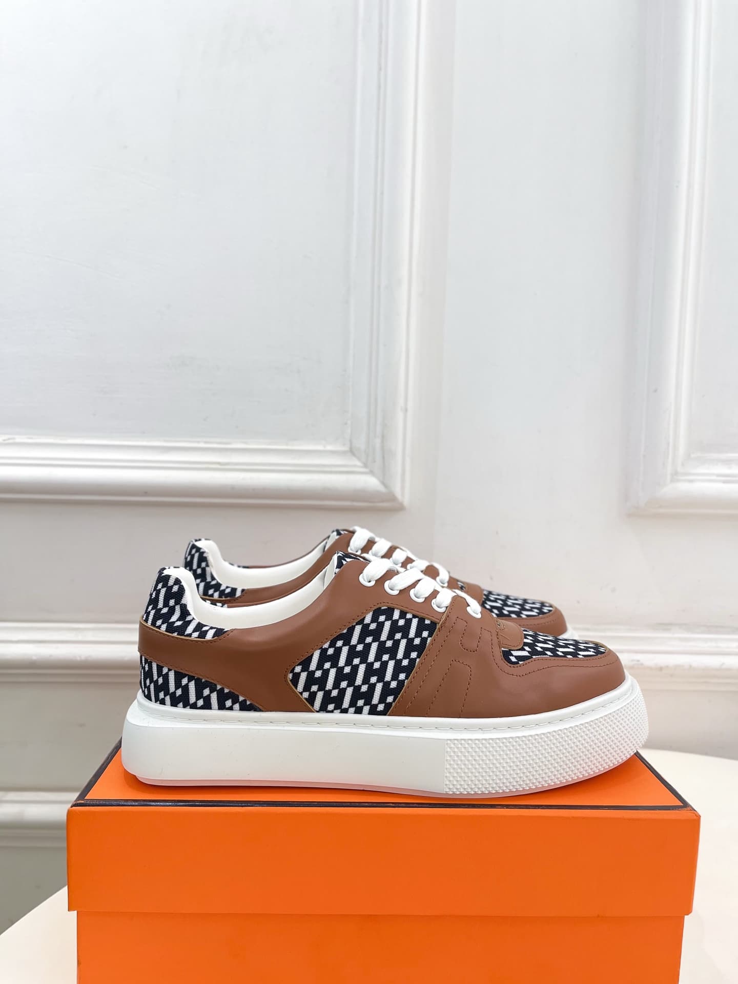 Hermes Sneaker shoes Men