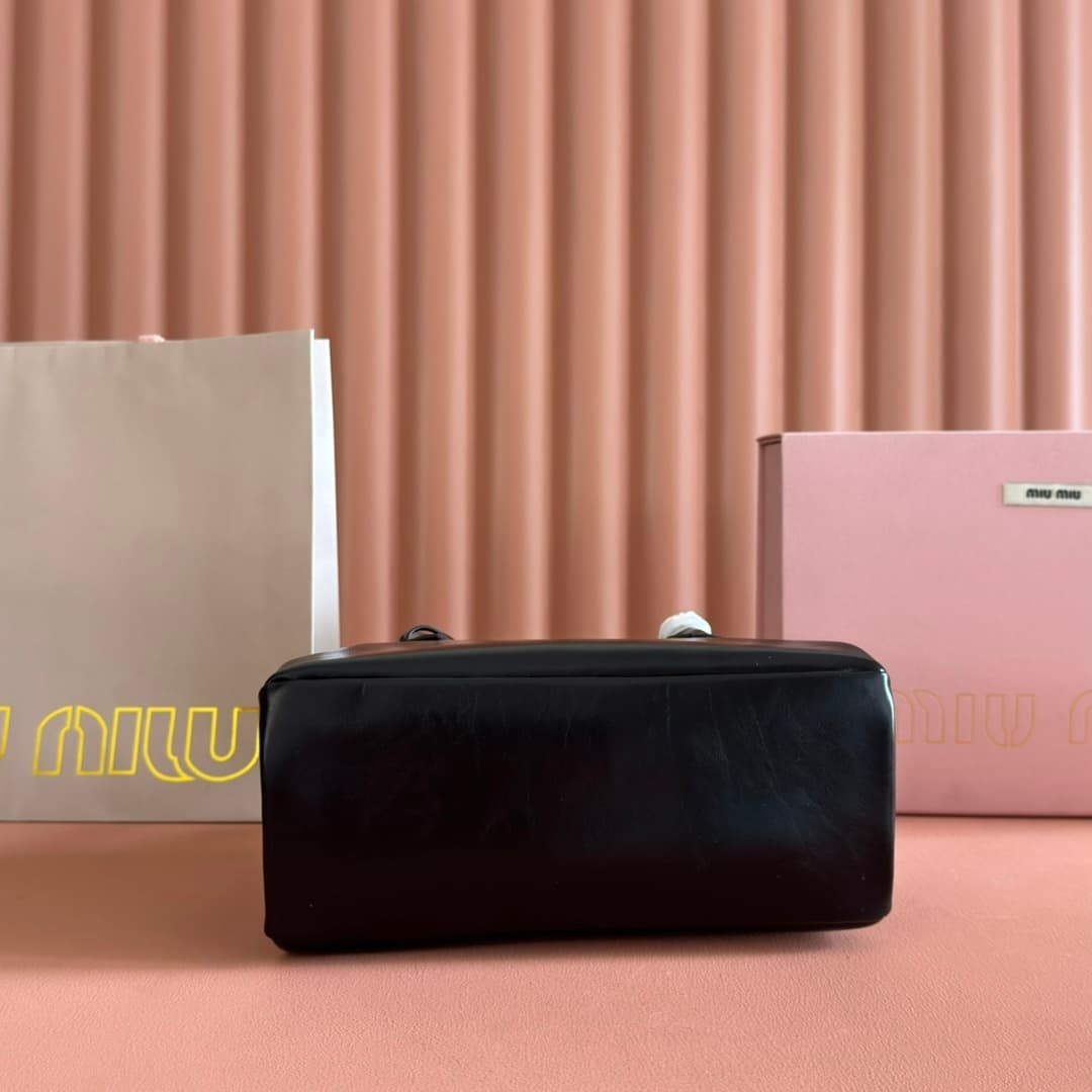 Miu Miu Solitaire shiny Calfskin leather bag Black 5BA301 High