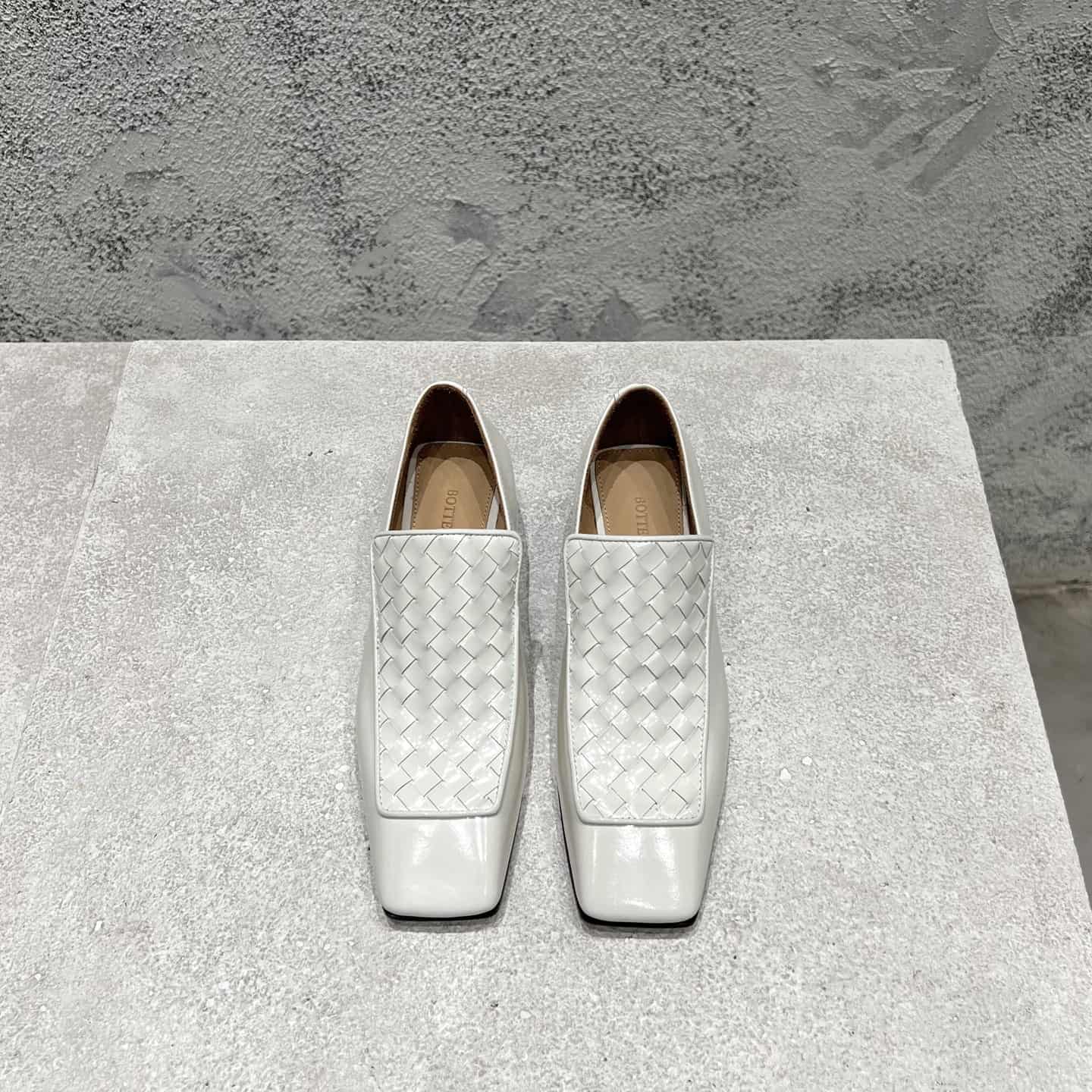 Bottega Veneta Ventura Loafer Shoes Women