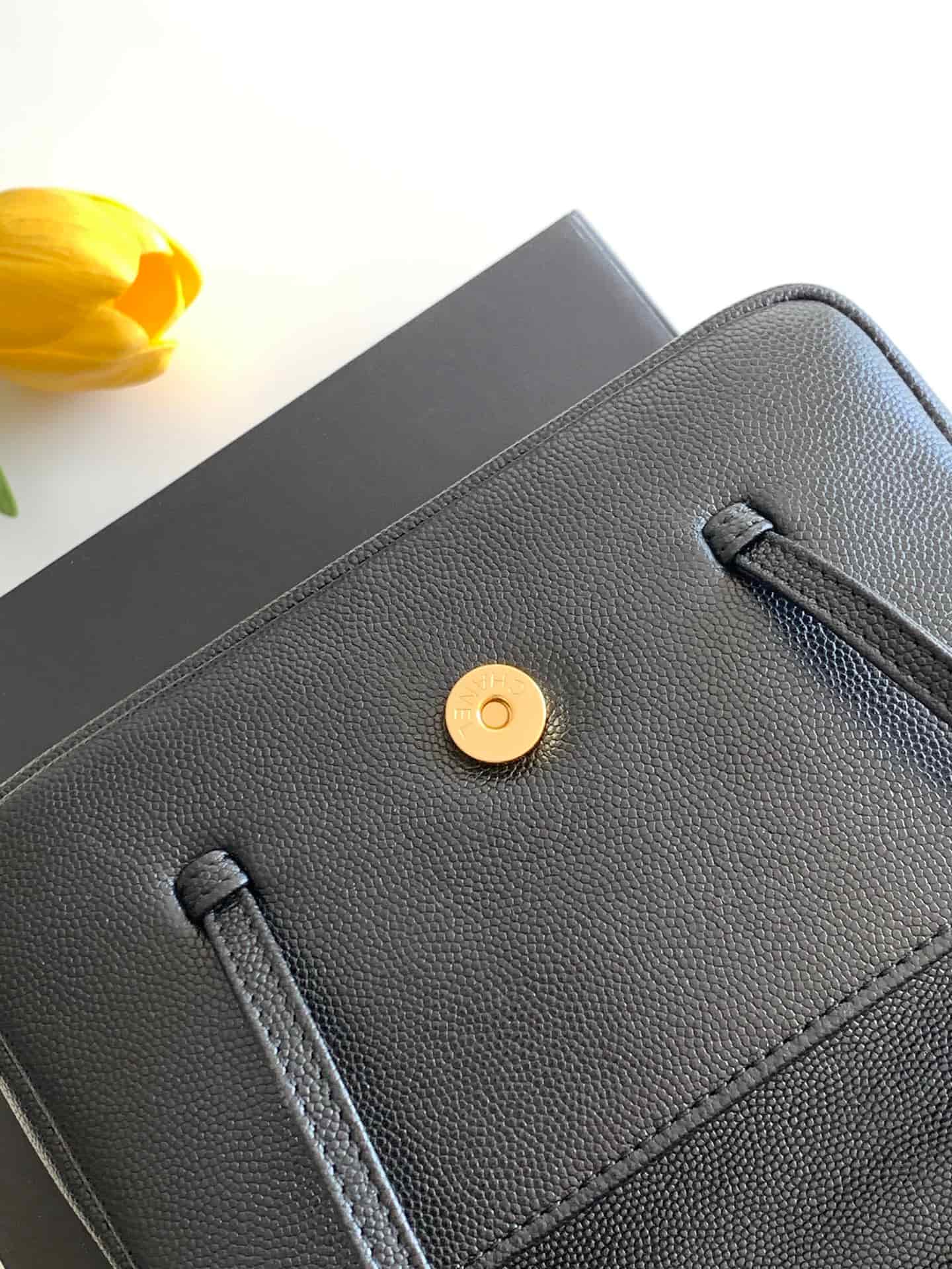 Chanel Clutch with Leather Strap Grained Shiny Calfskin & Gold-Tone Metal Black AP5068 A