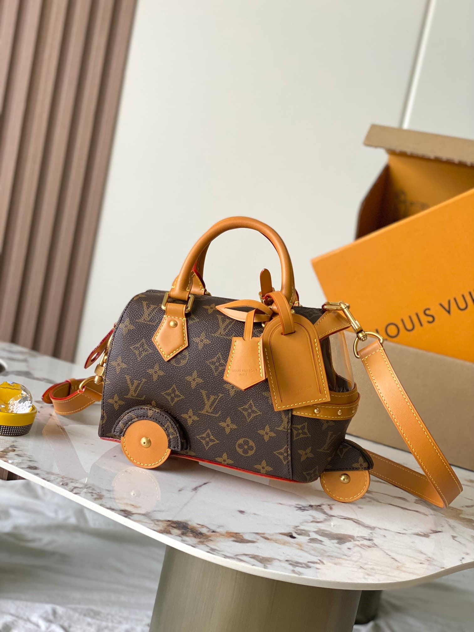 Louis Vuitton Rickshaw Wearable Wallet Monogram coated canvas M28020 TOP