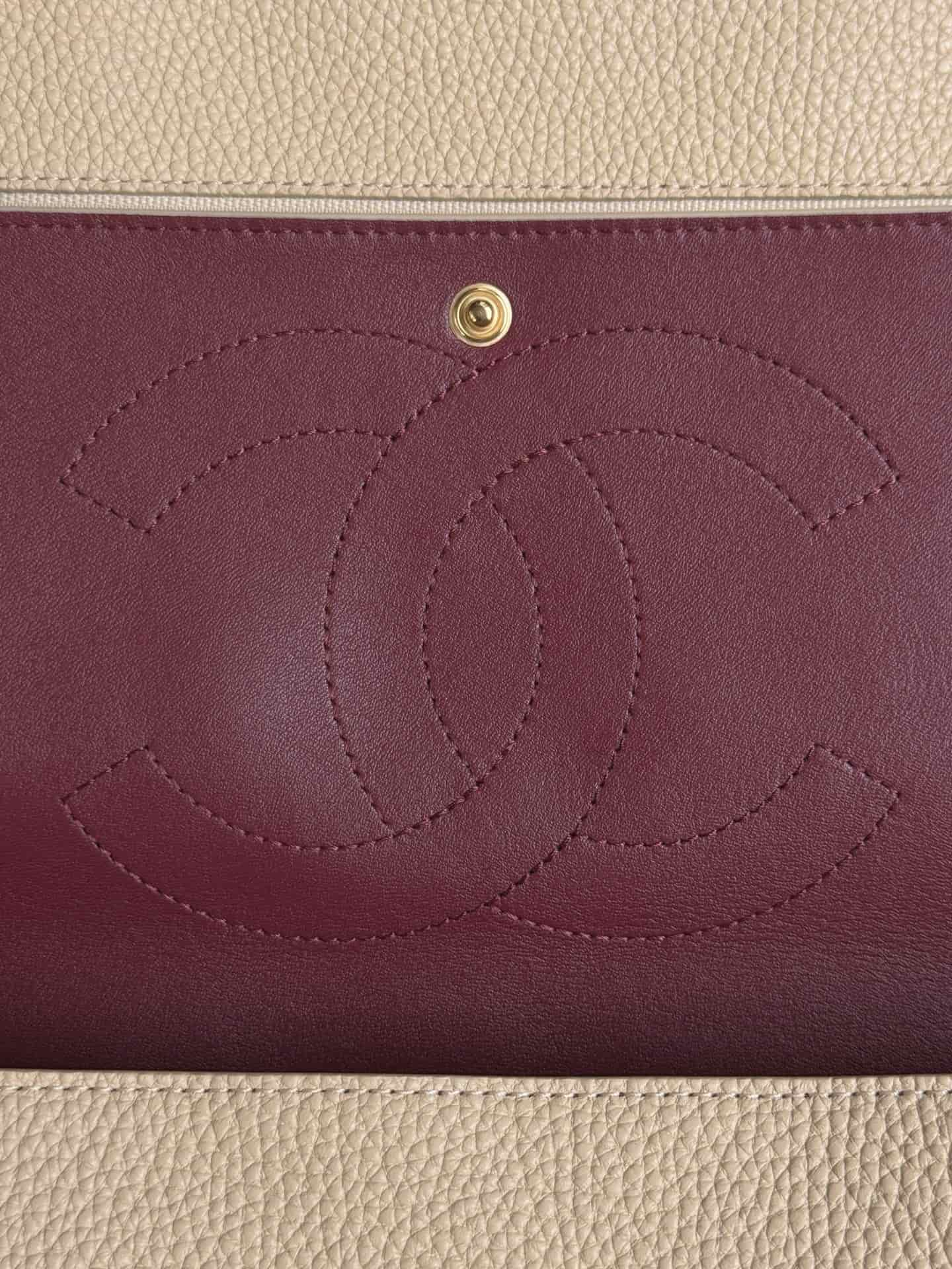 Chanel Maxi Flapbag Grained Calfskin & Gold-Tone Metal Beige AS6231 A